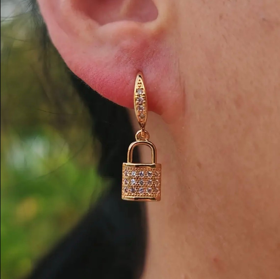 Brand New Elegant Cubic Zirconia Padlock Pendant Earrings