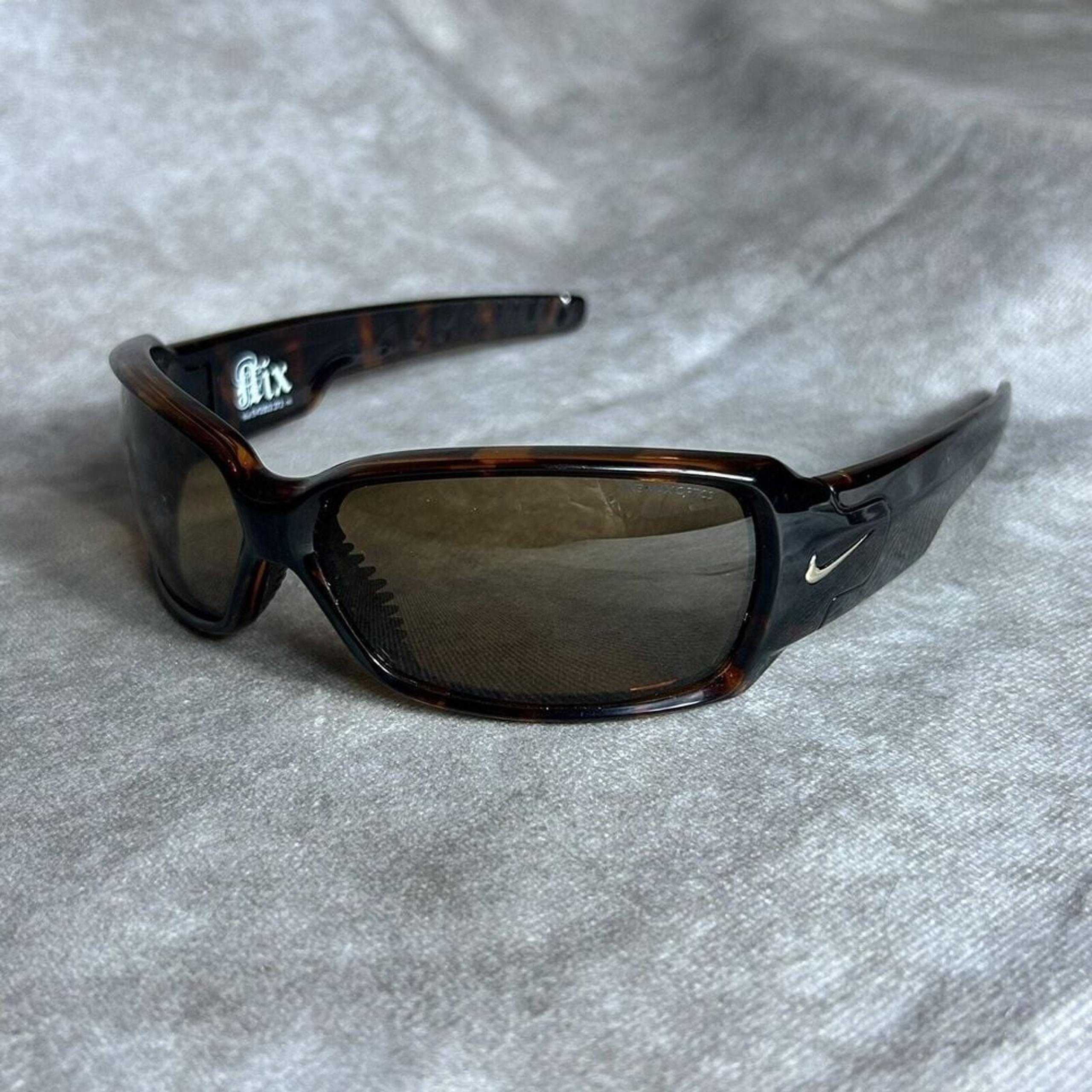 Used Nike Max Optics NIX EV0302-272 Brown Tortoise Mens Wrap Sunglasses