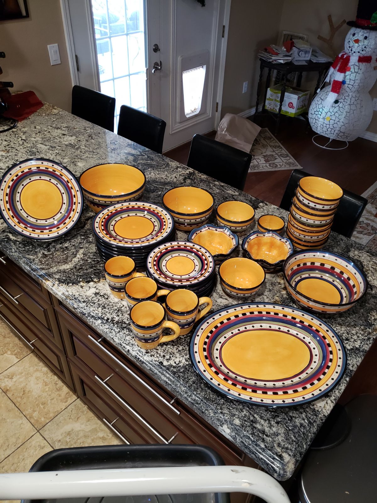 dinnerware set