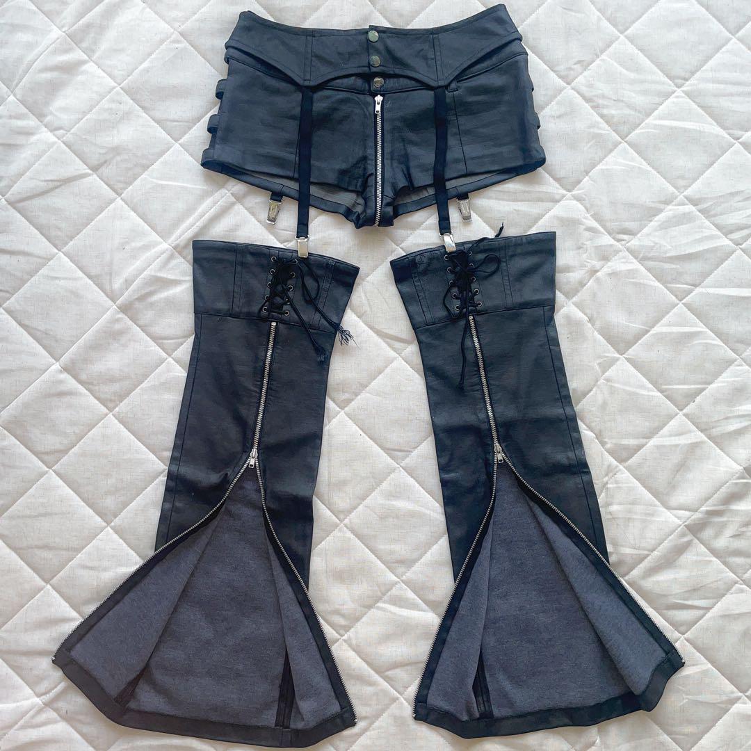 00s Rare na+h 3-piece Set: Garter, Shorts, and Leg Cover in Faux Leather