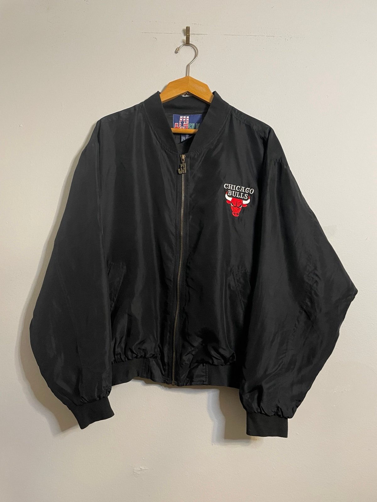 1990’s JHSilk Jeff Hamilton Bulls Zip Jacket