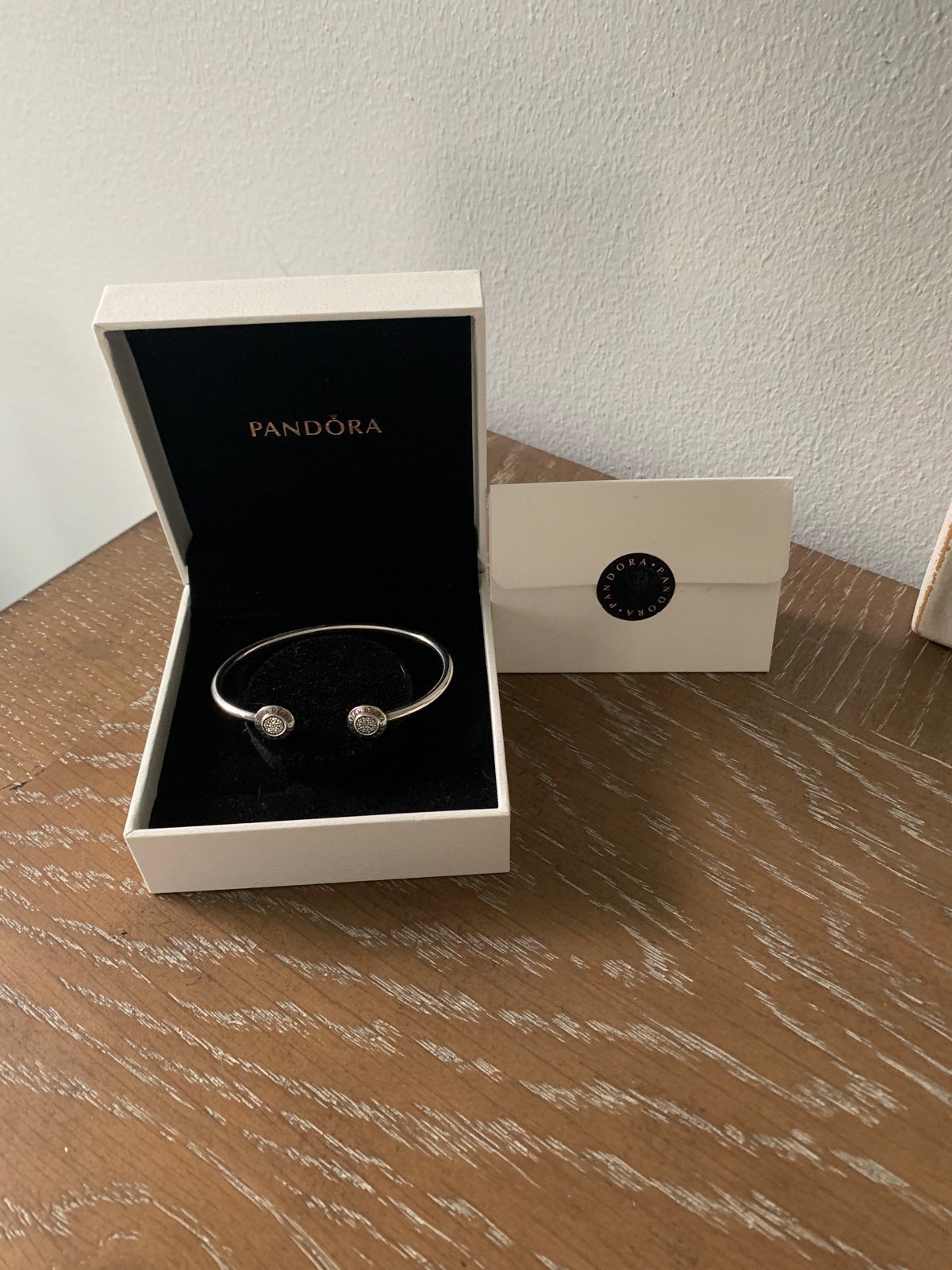 Pandora cuff