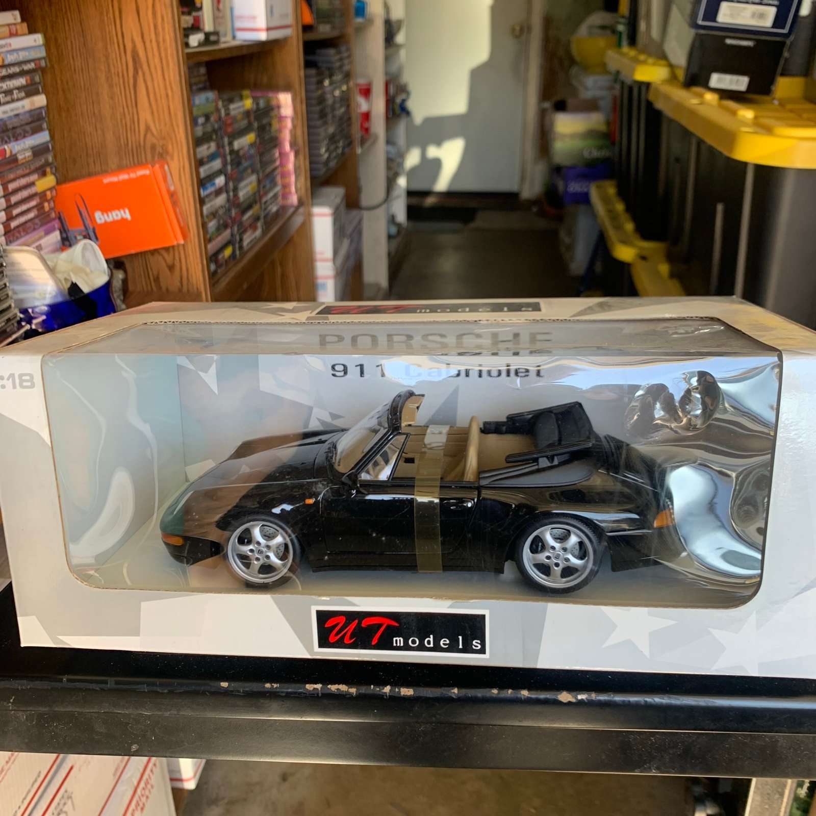 UT Porsche 911 cabriolet