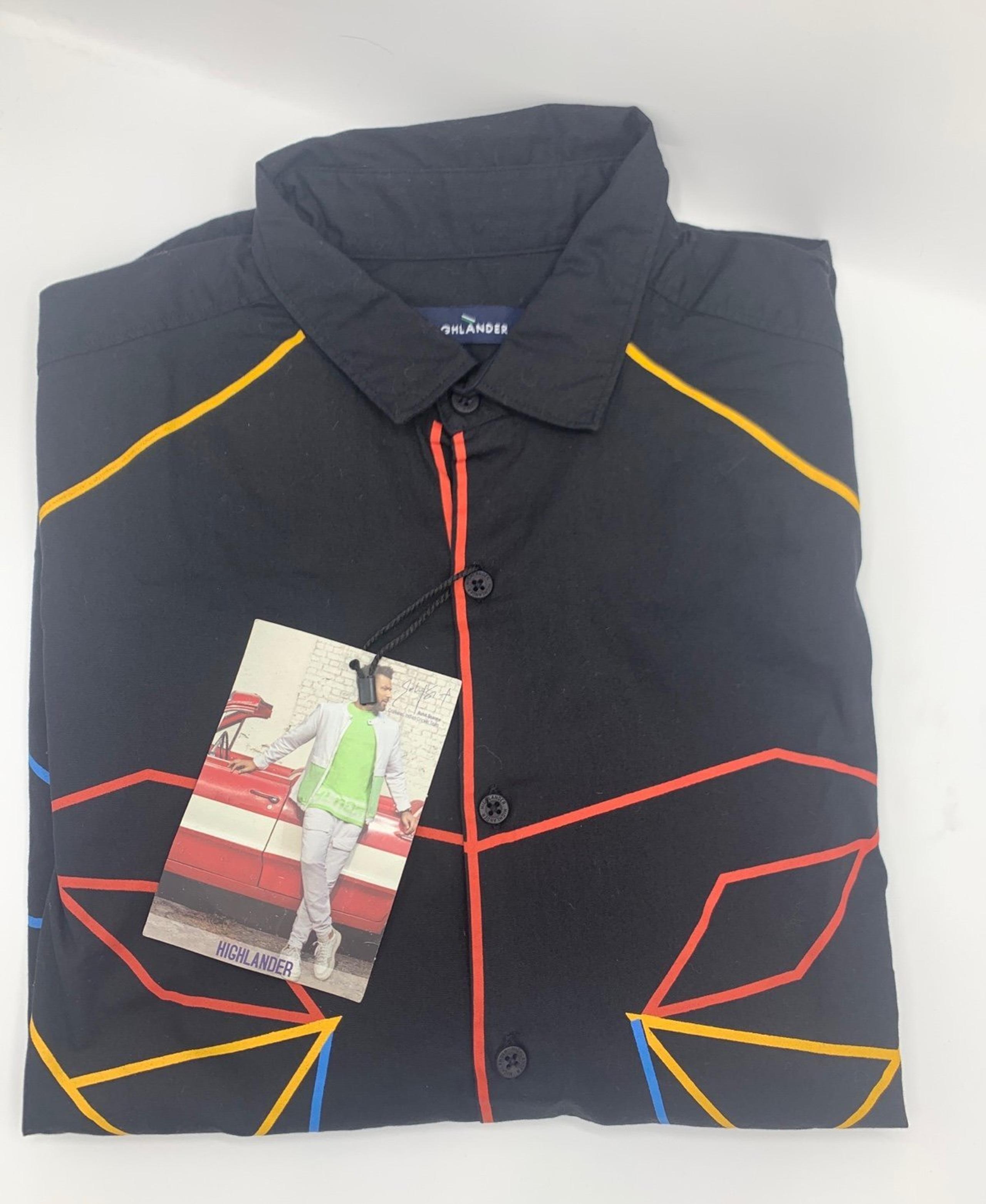 Highlander Mens Size S Abstract Design Long Sleeve Shirt NWT