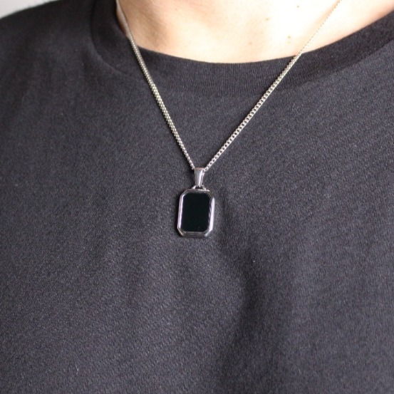 Silver Onyx Pendant Chain Necklace