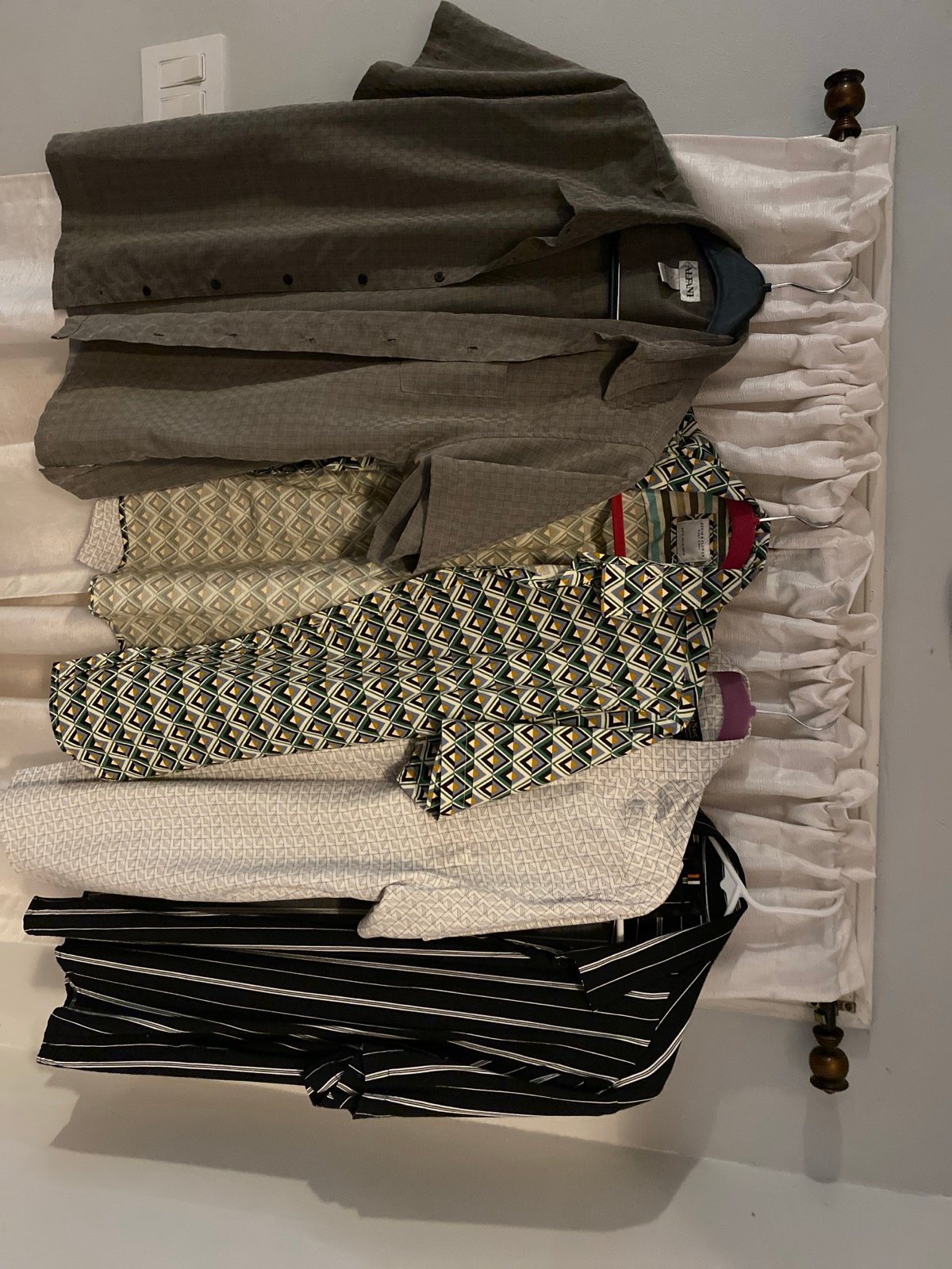 Men’s button up shirts (Fits L/XL) (Sold together or separate)