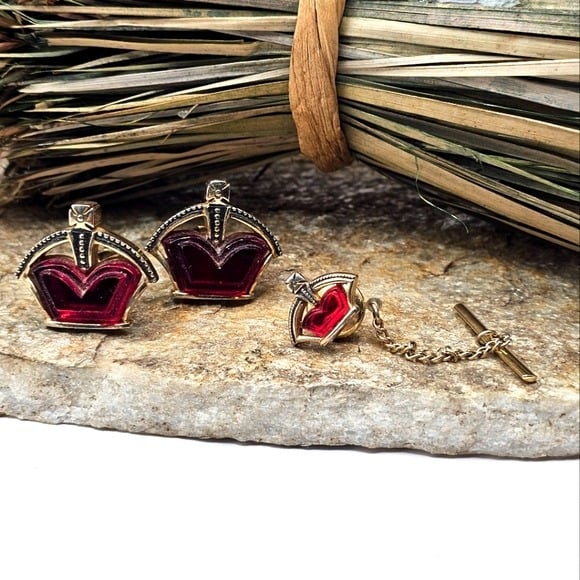 70's Signed Swank Red Gold Tone Crown Cufflinks & Tie Tac Set Men's Accessories