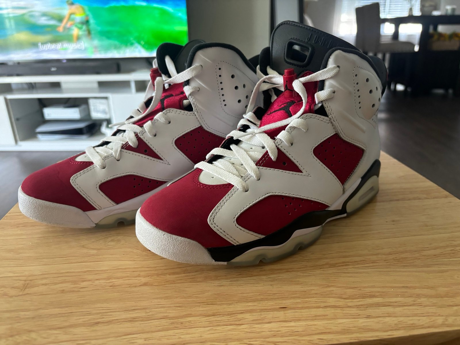 Jordan 6 Carmines