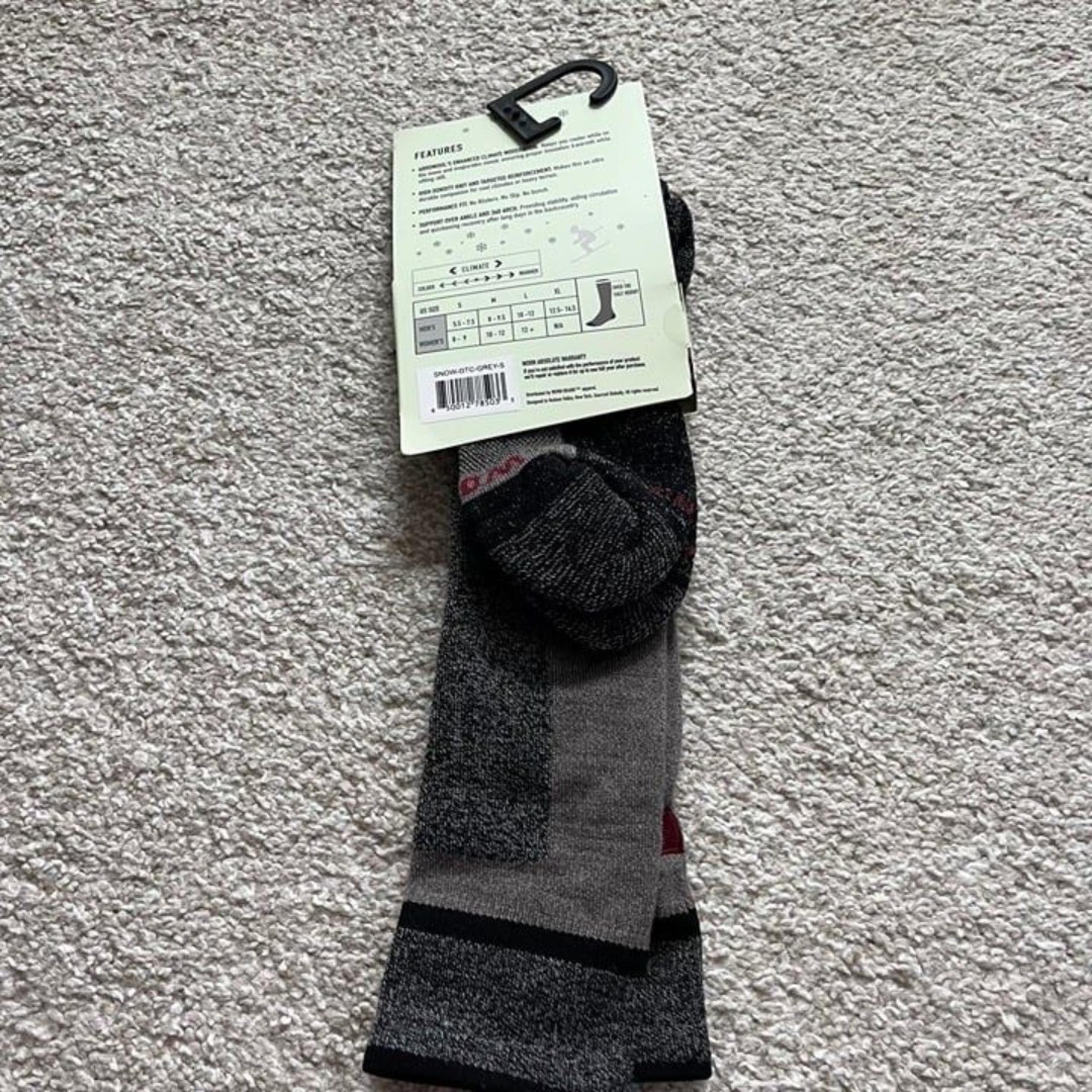 WORN Heavy Terrain Backcountry Sock size small -- new