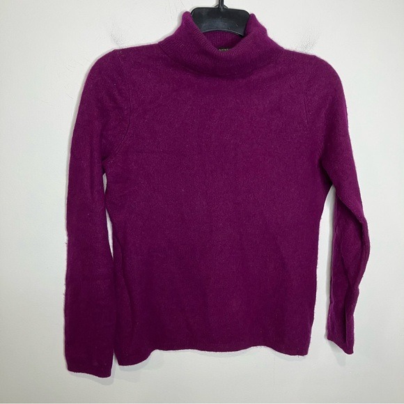 Charter club cashmere luxury sweater size small purple