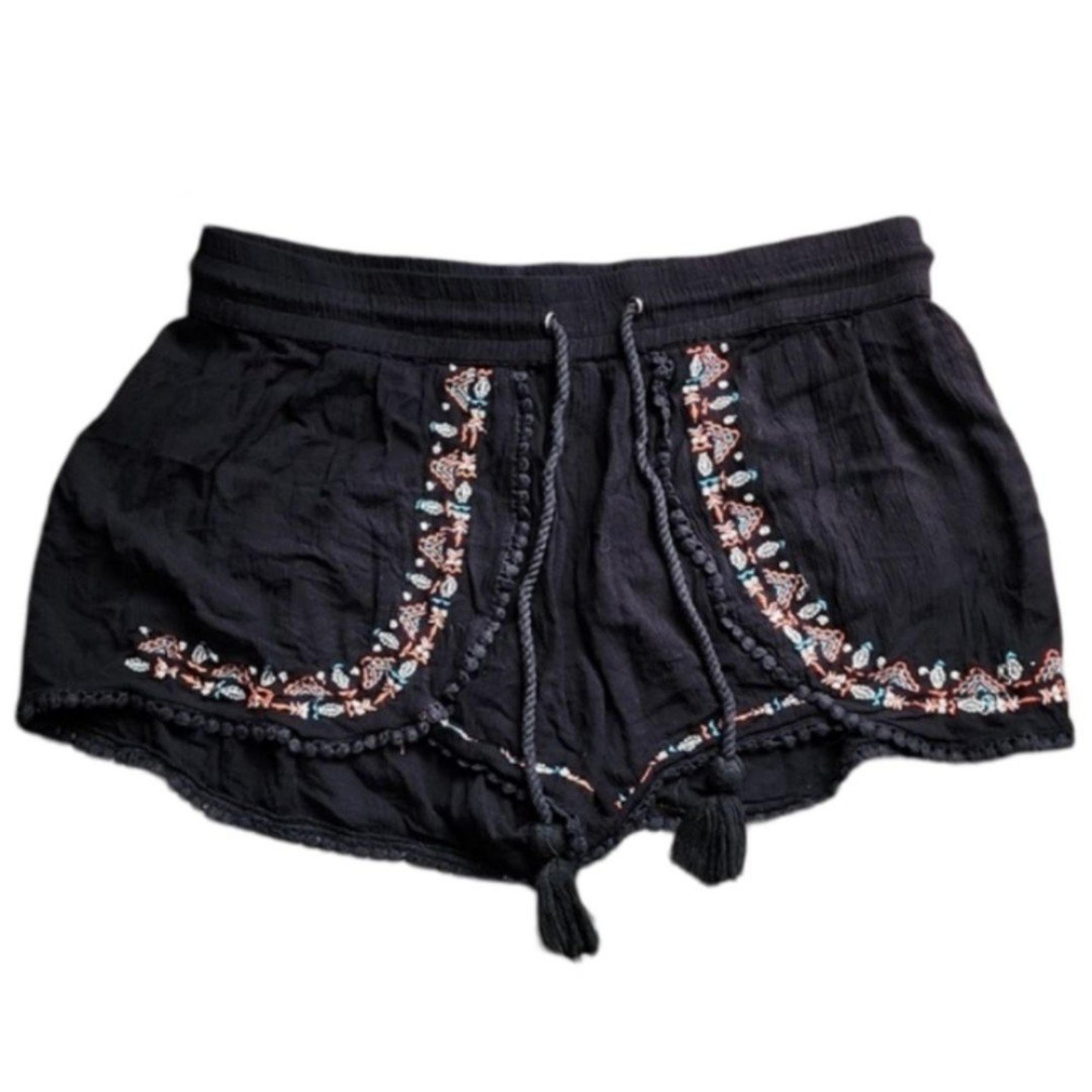 Derek Heart 100% Rayon Black Embroidered Shorts Women's Large