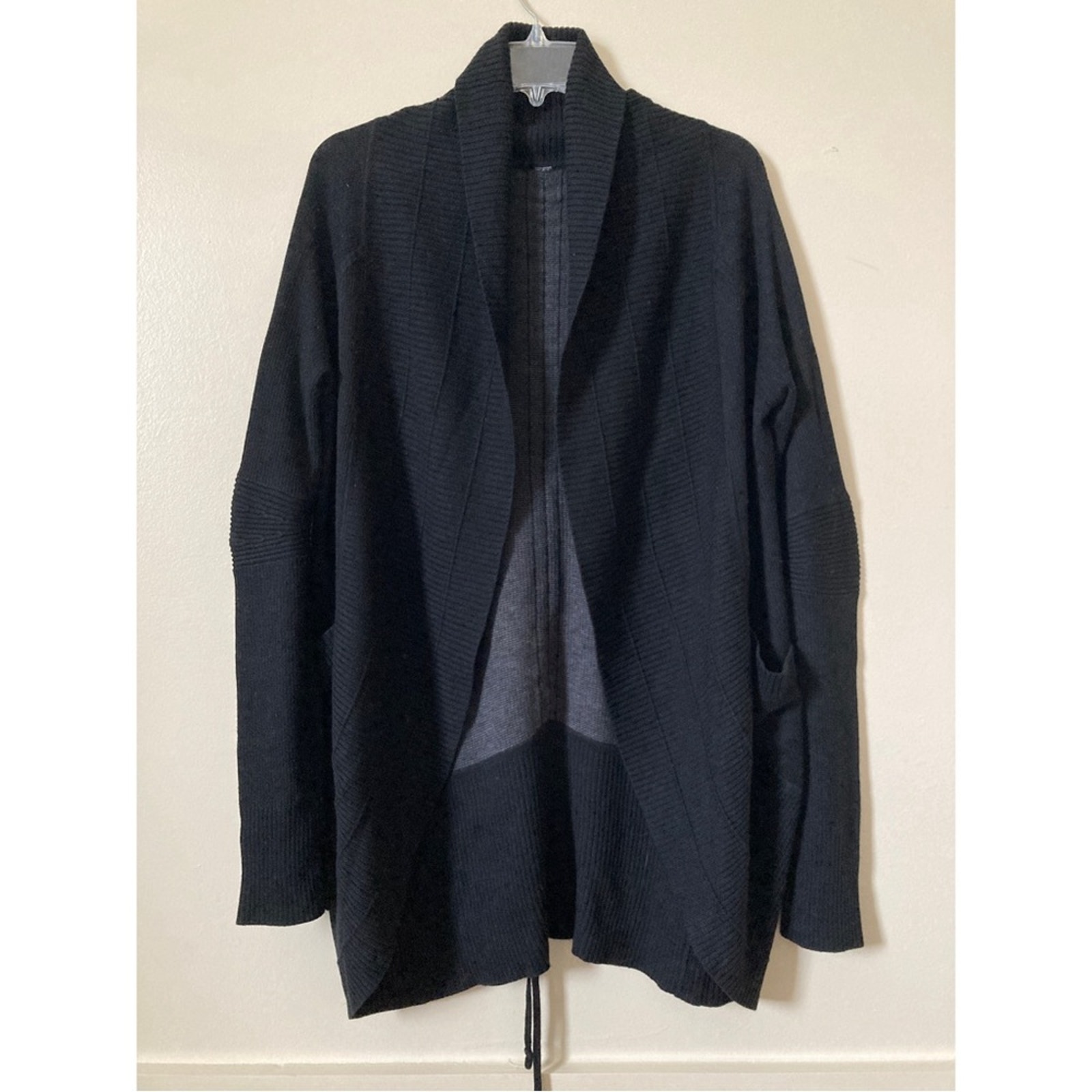 Lululemon Reversible Cardigan Wrap Black Size 6