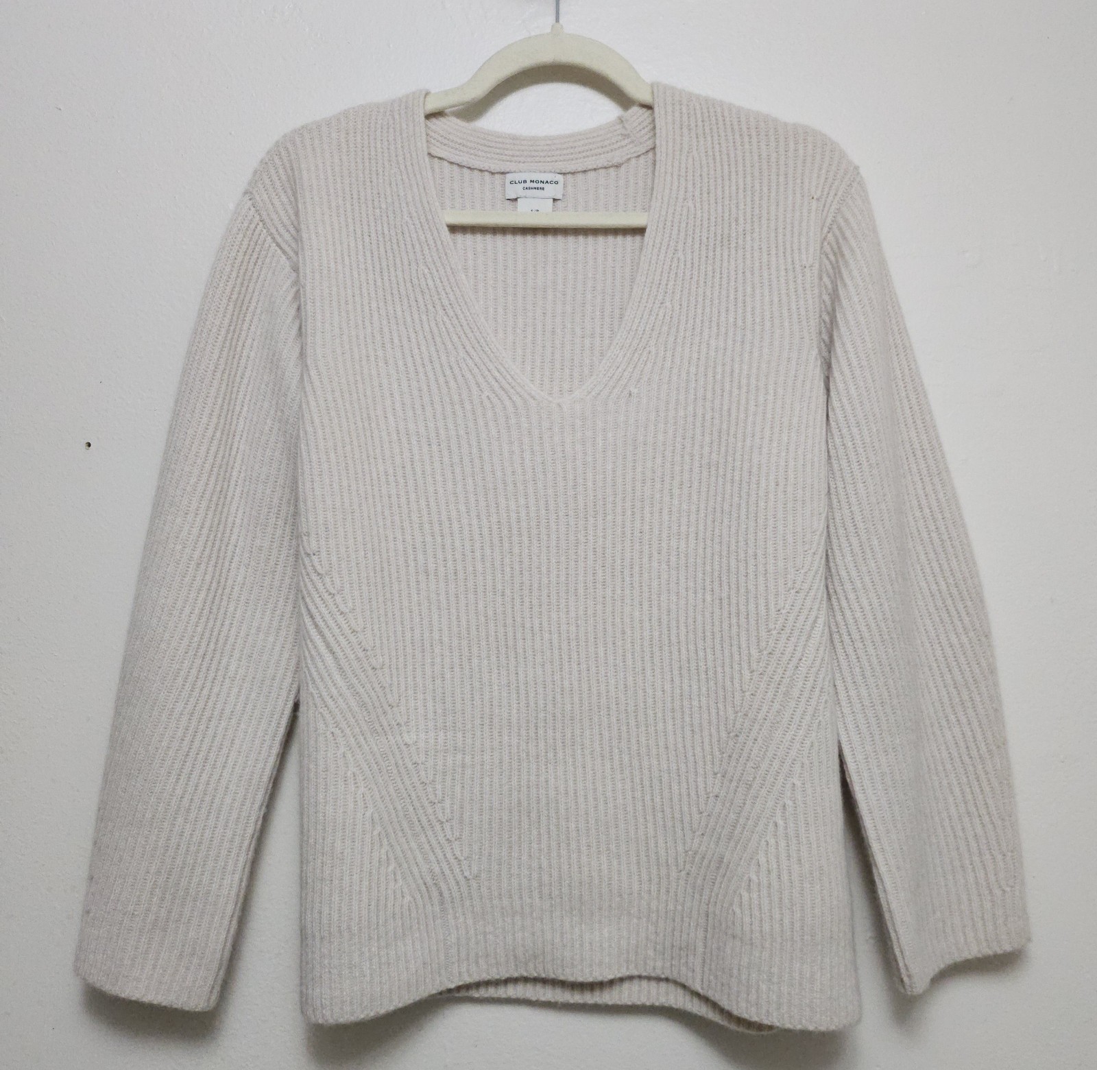 Club Monaco 100% Cashmere Ivory V-Neck Pullover Sweater Sz S