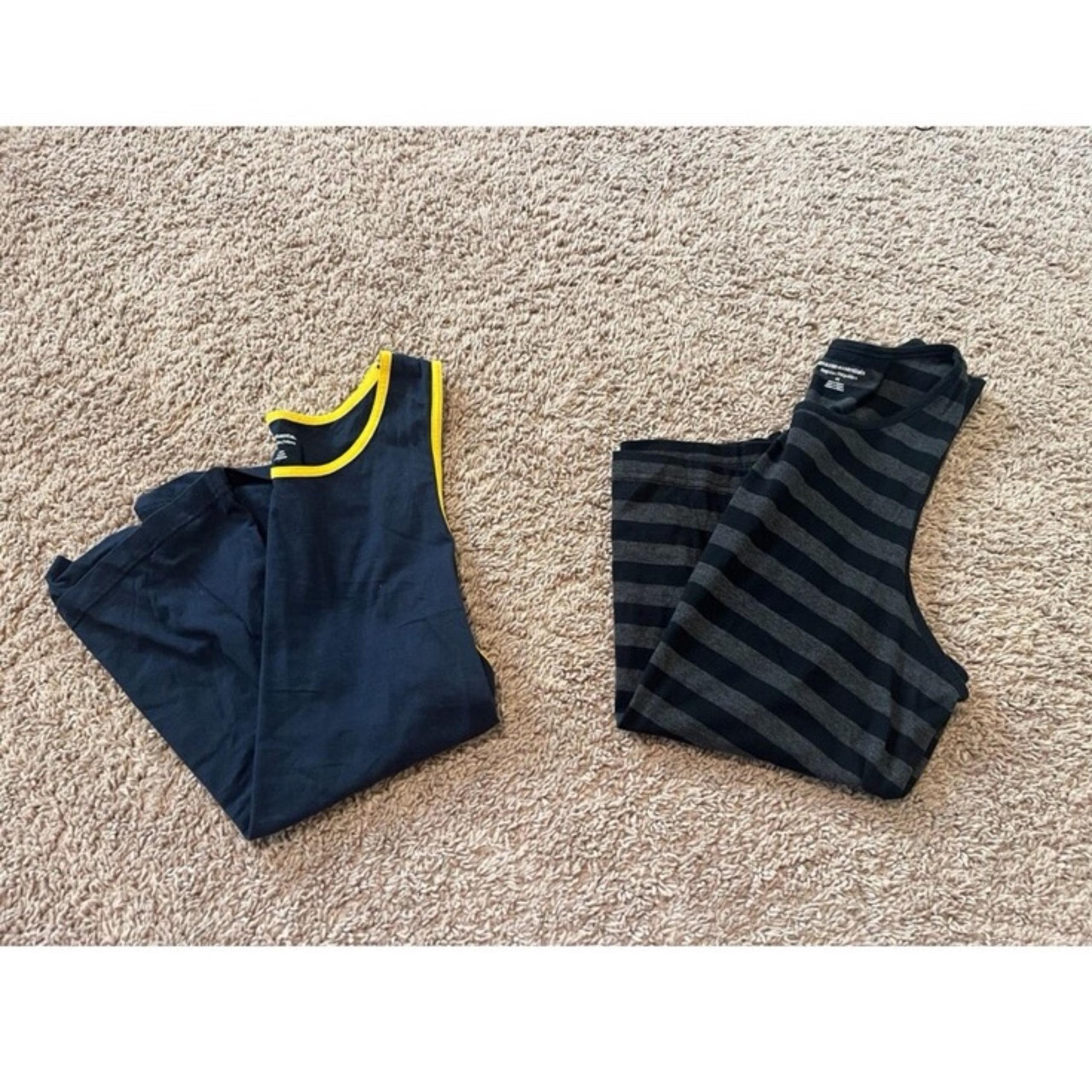 Amazon Essentials Men's Set of 2 Tank Tops Size M NWOT