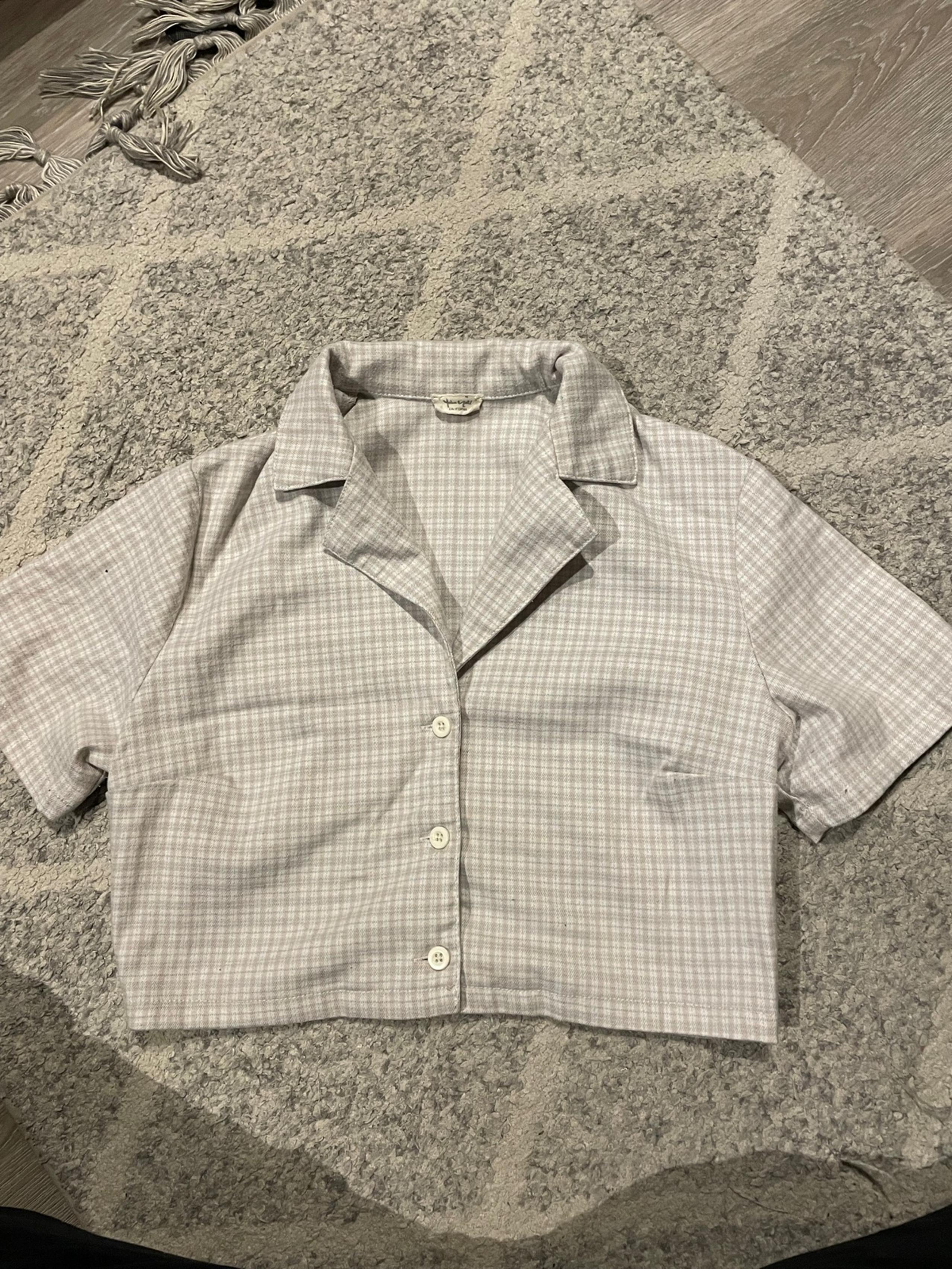 John Galt brandy Melville crop button down shirt