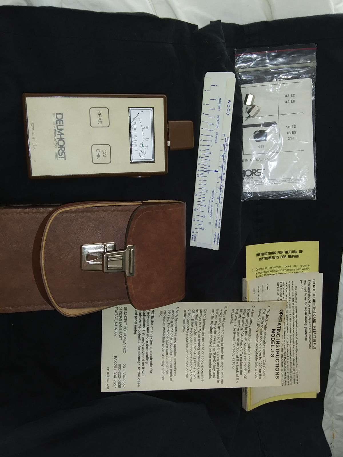 Wood moisture detector