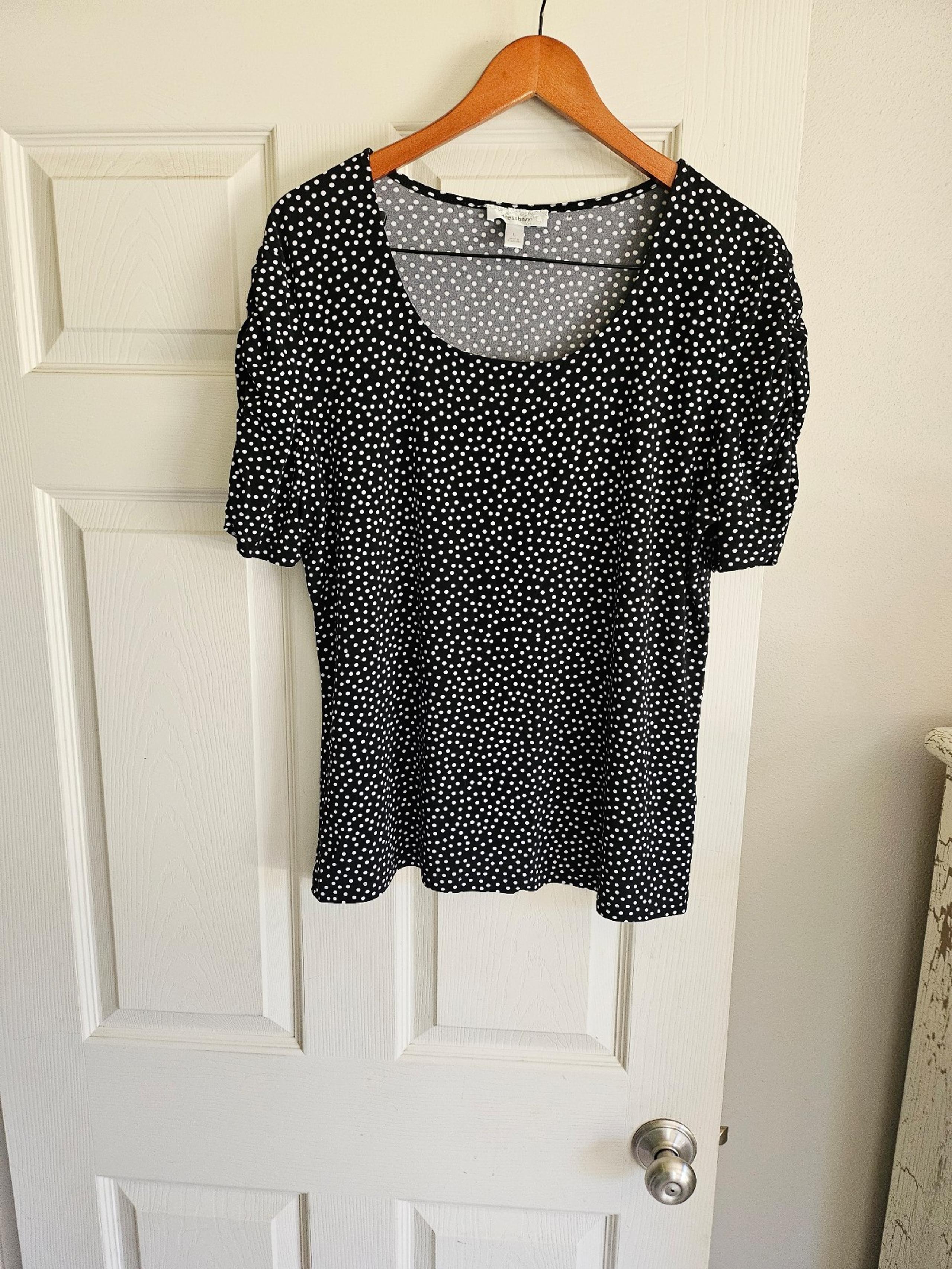 Dressbarn L Top Good Condition