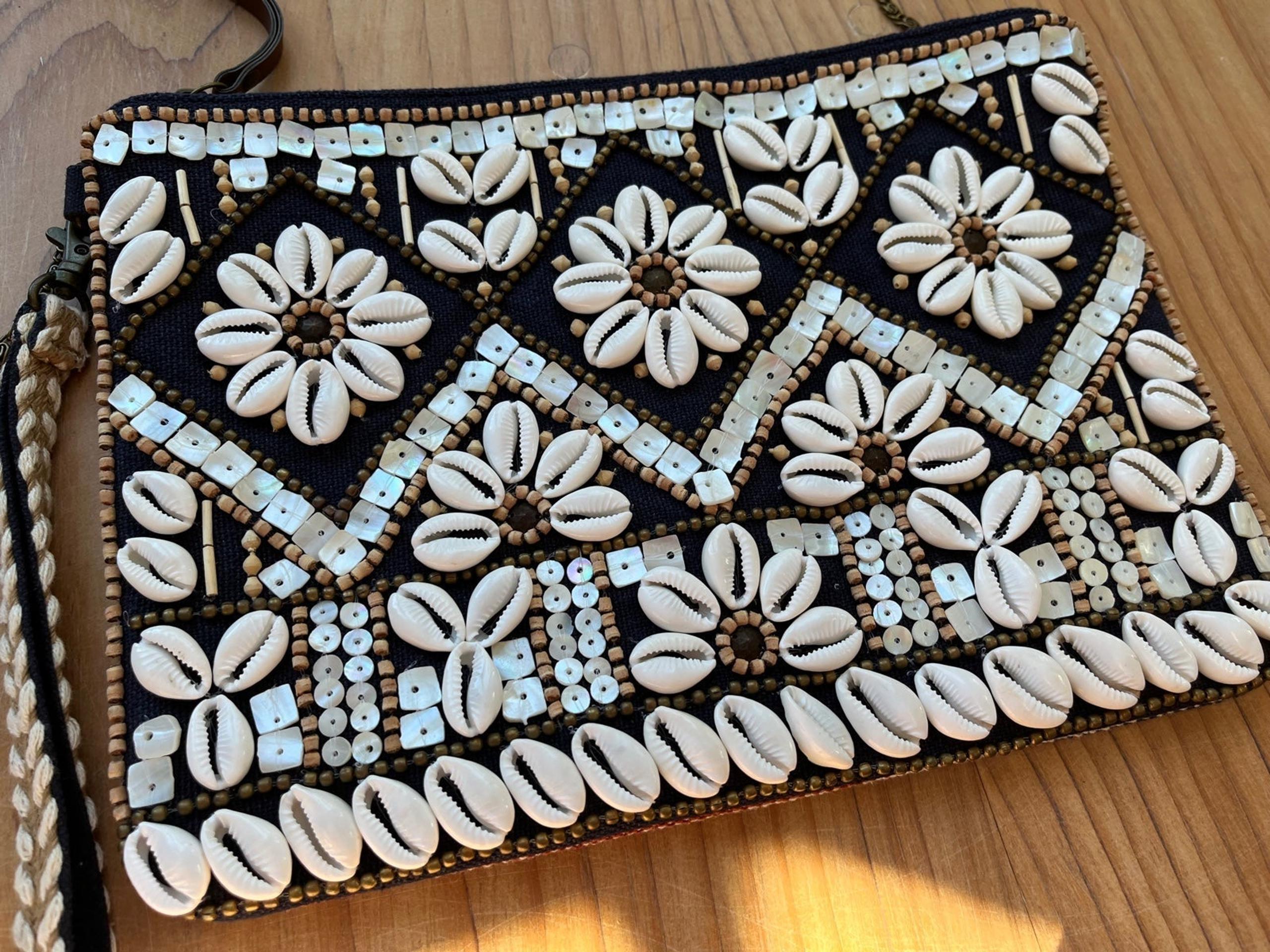 NWOT Steve Madden Beaded Shell Purse Clutch