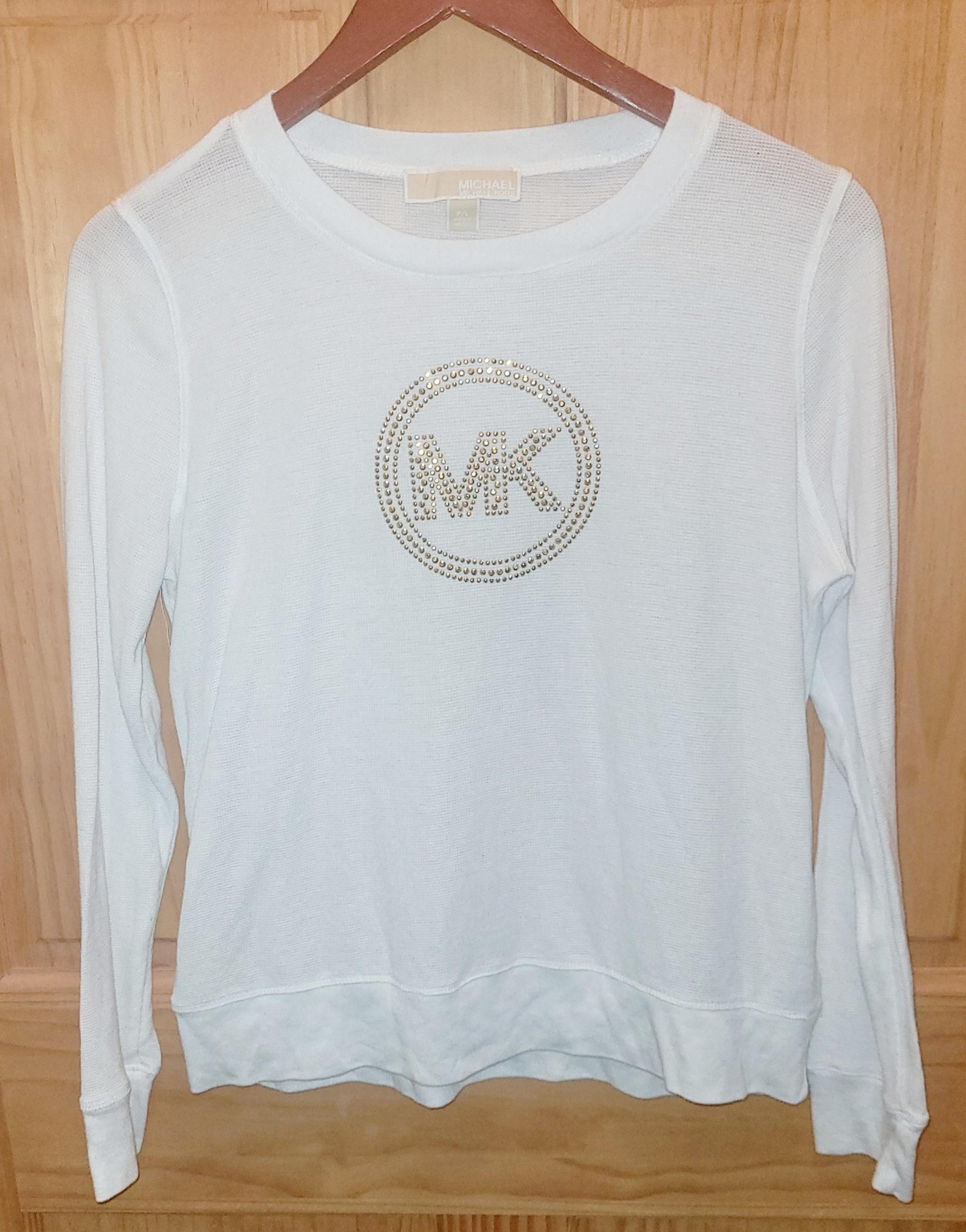 White Long Sleeve Crewneck. Light fabric. Size Petite Large - Michael Kors