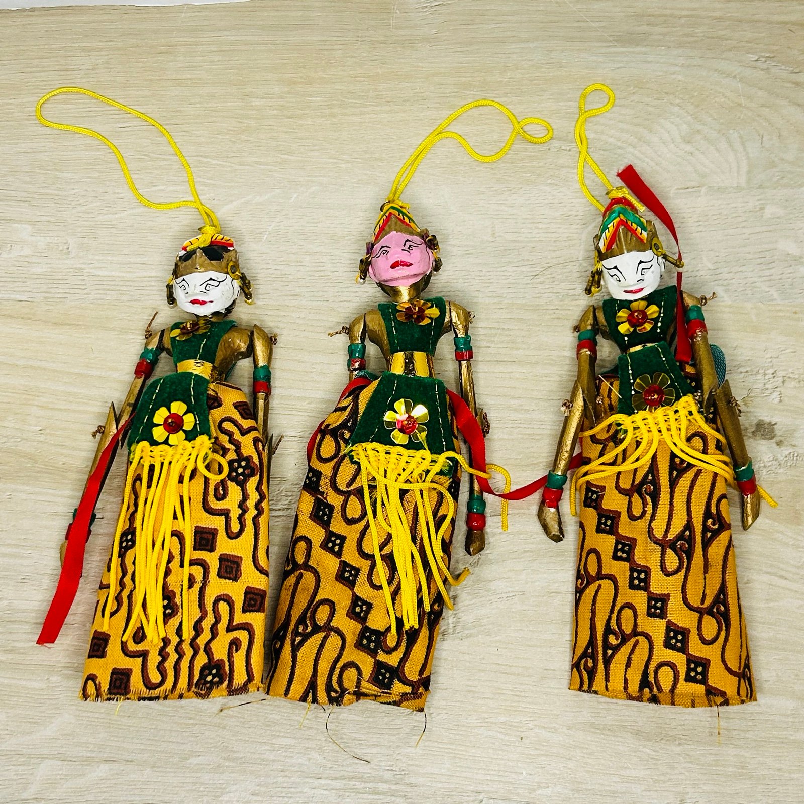 Vintage Lot Of 3 Indonesian Wayang Golek Wood Stick Rod Puppet Doll 6 Ornament