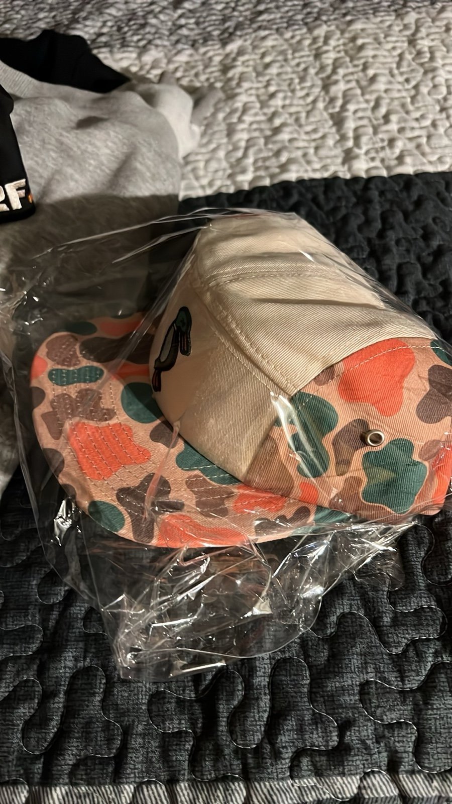 2F.7 camo hat