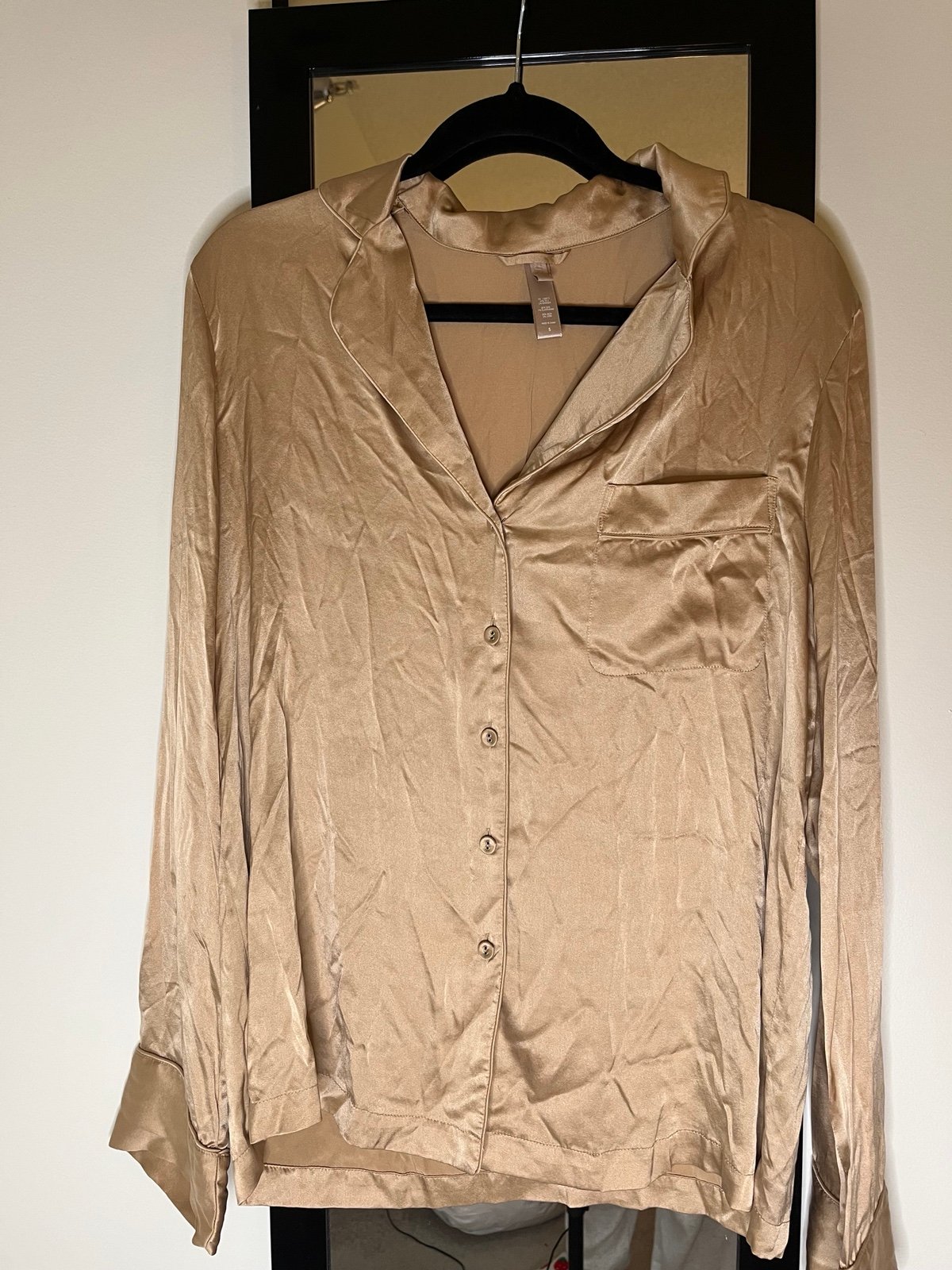 Skims pajama top