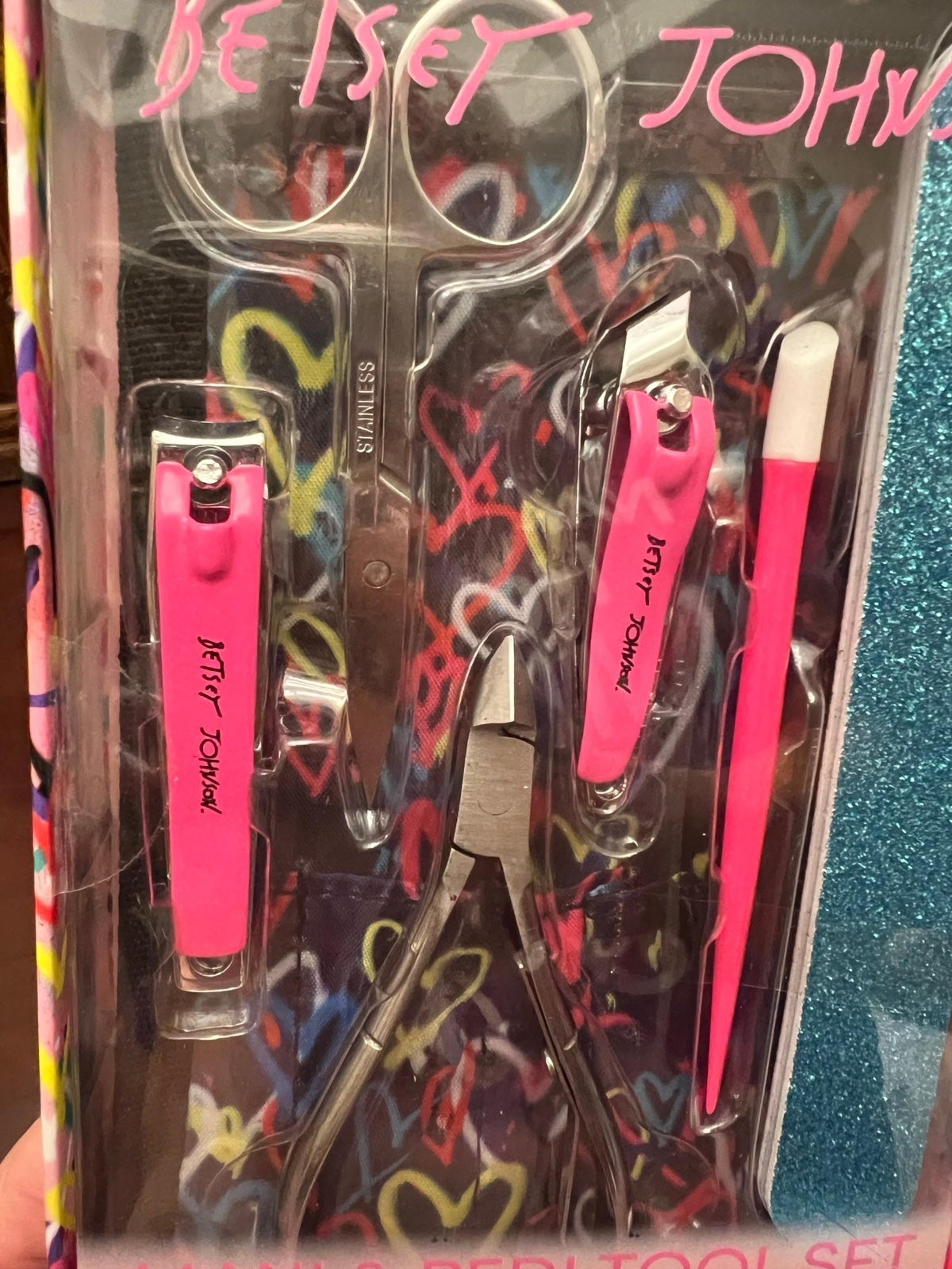 Mani/Pedi tool set - Betsey Johnson