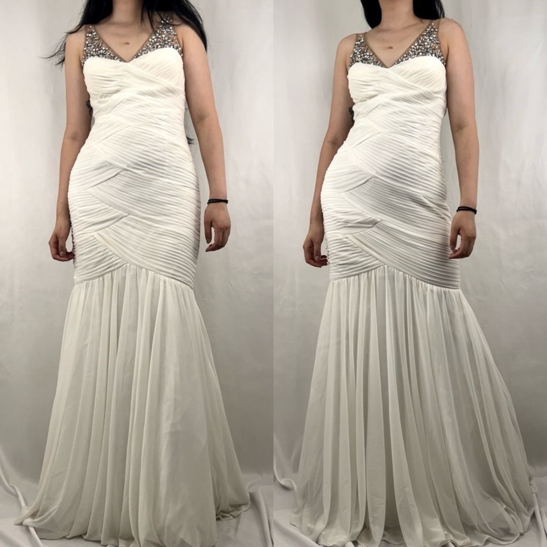 Adrianna Papell White Fish Tail Floor Length Gown