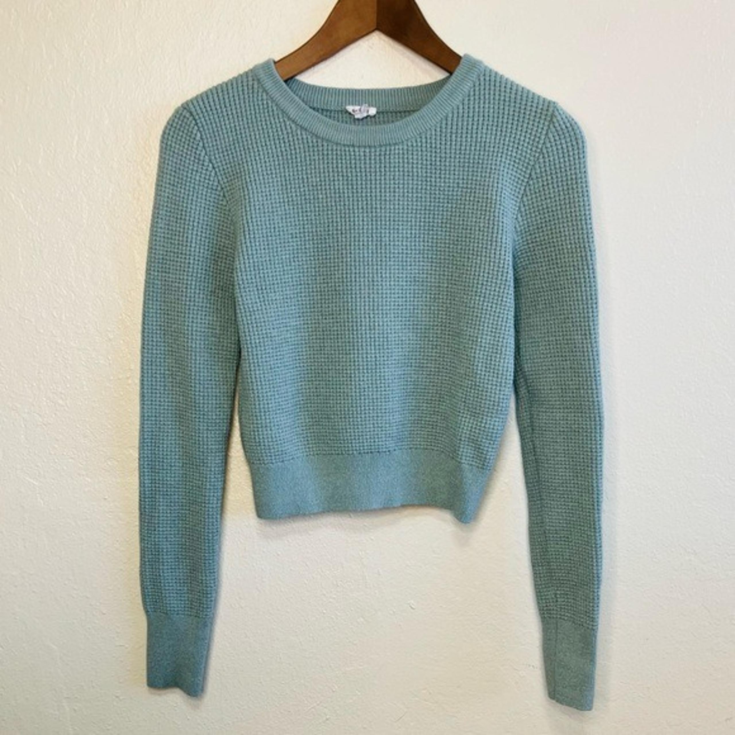 Garage Womans M Waffle Knit Crop Sweater Sage Green Crewneck Long Sleeve Top
