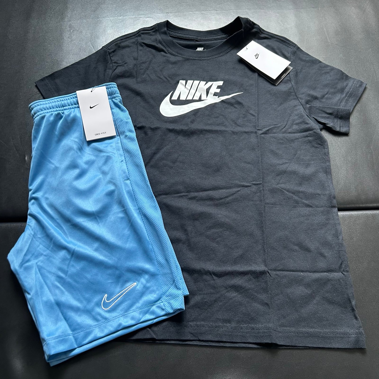 NWT Nike athletic set boys youth size Large