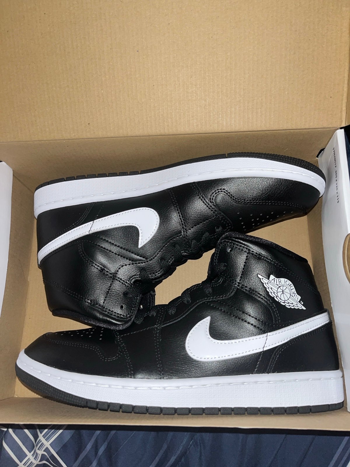 Women’s Air Jordan 1 Mid, Size 9.5