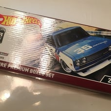 Hot wheels RLC exclusive car cuture )) damaged ((
