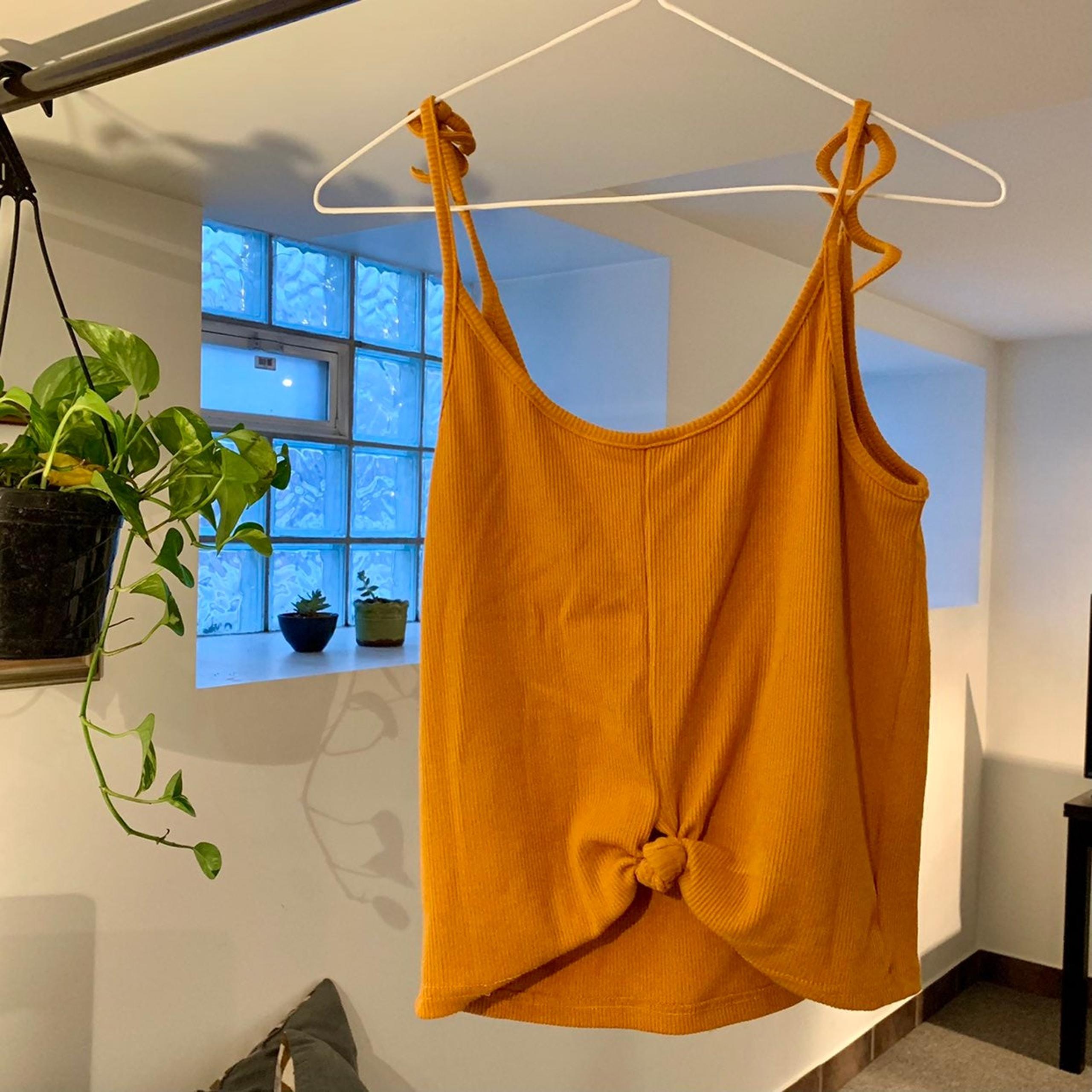 NWOT marigold cropped tank top