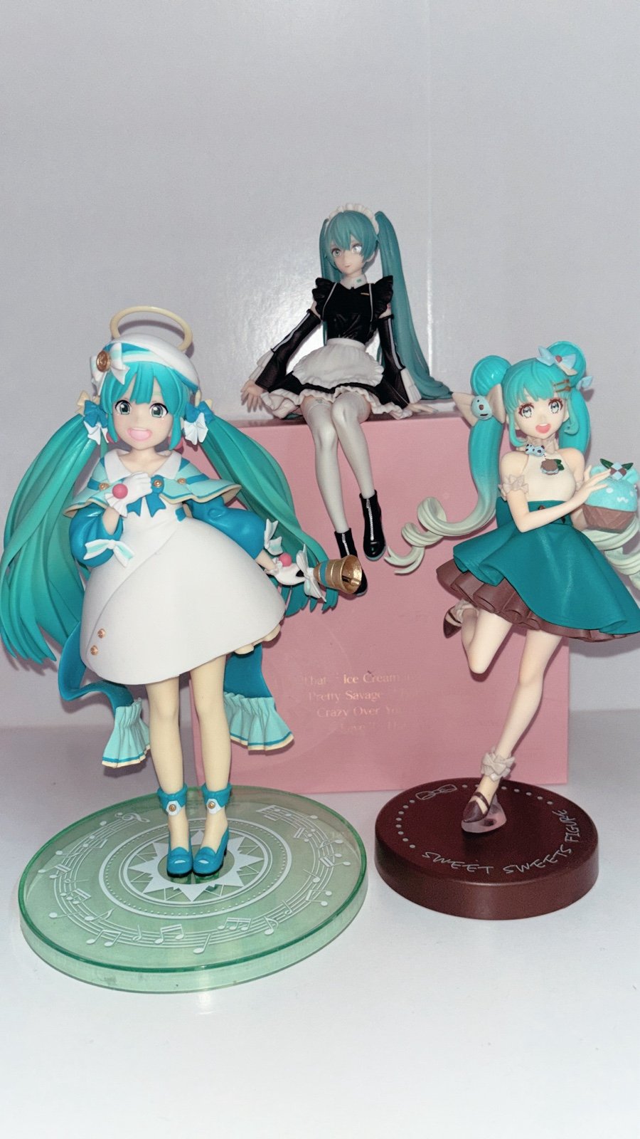 Hatsune Miku Figure Bundle #2