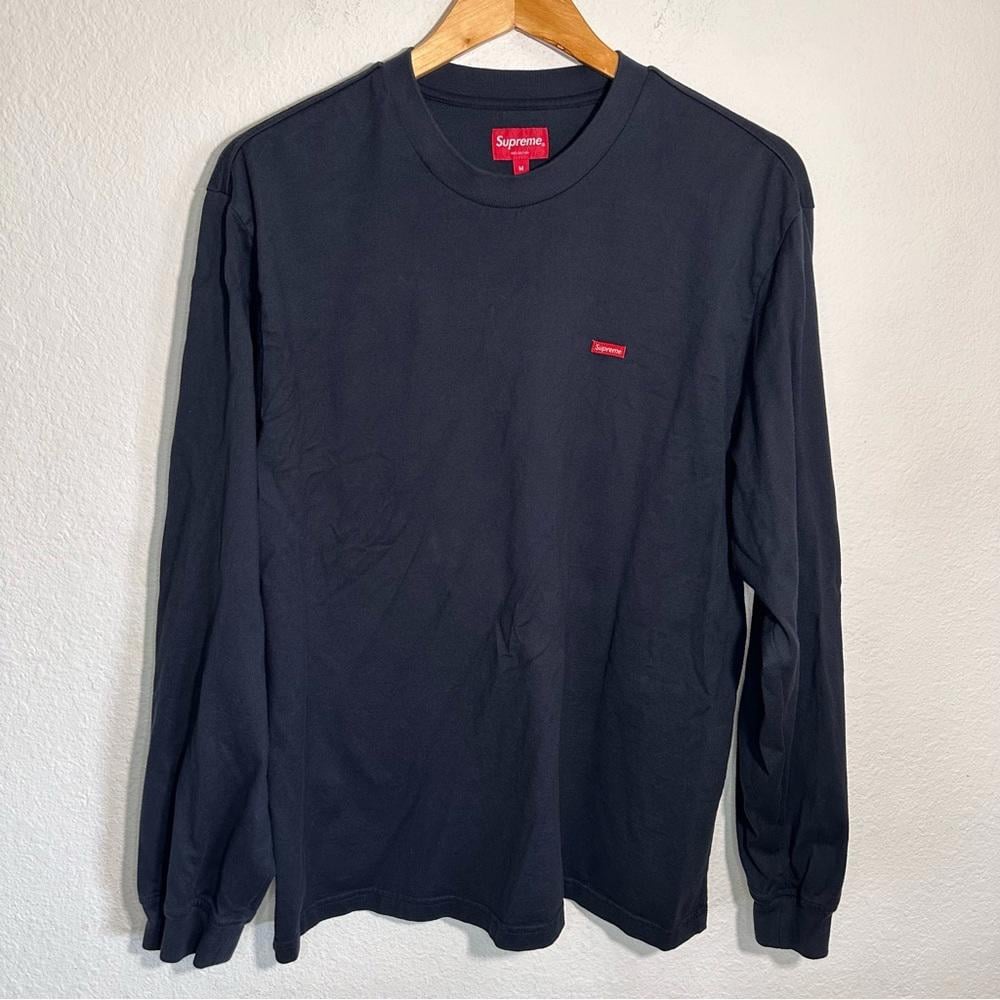 Supreme Men's Authentic Black Cotton Long Sleeve Shirt Red Logo Size Medium