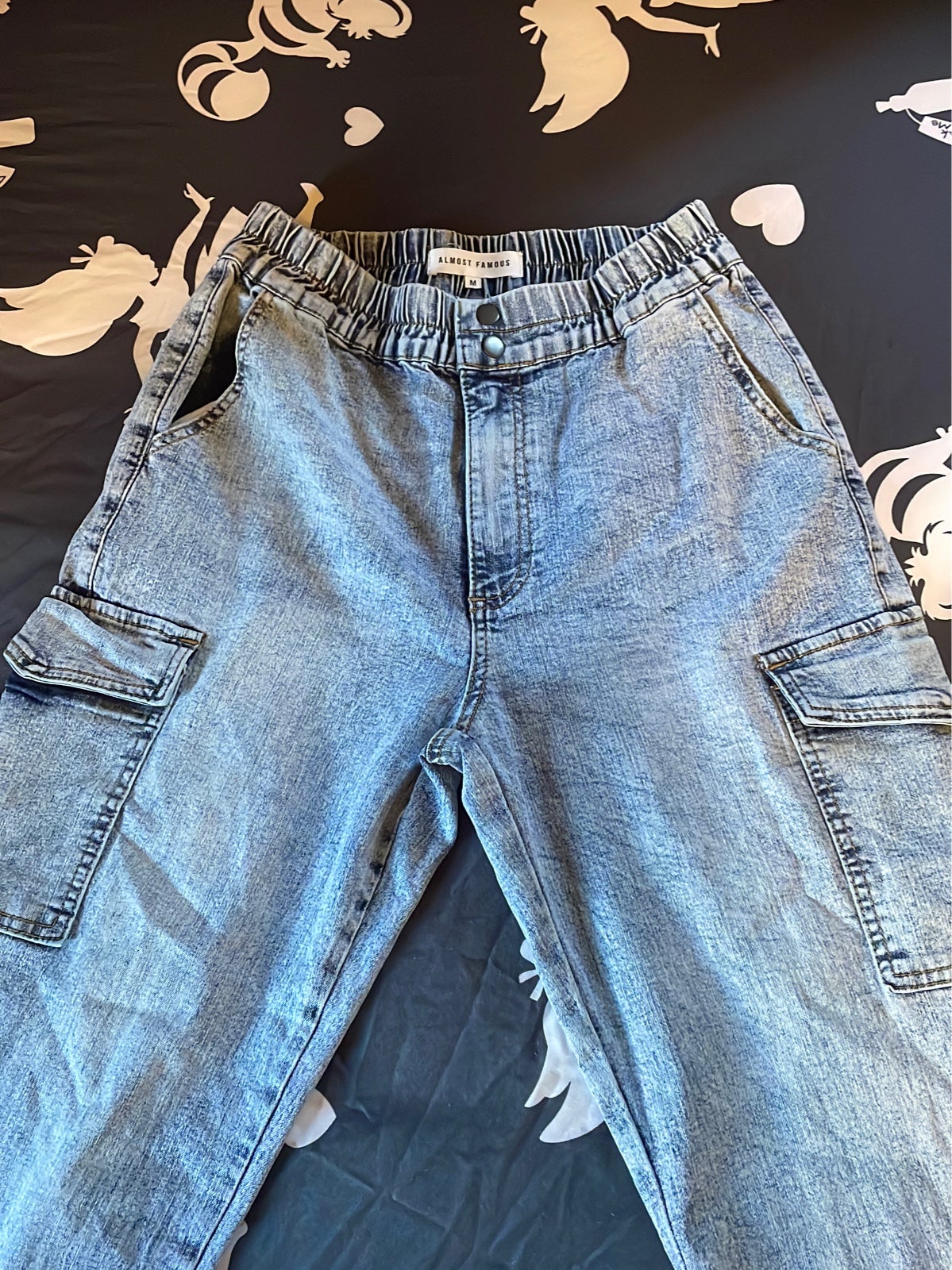 Almost famous sales cargo pants