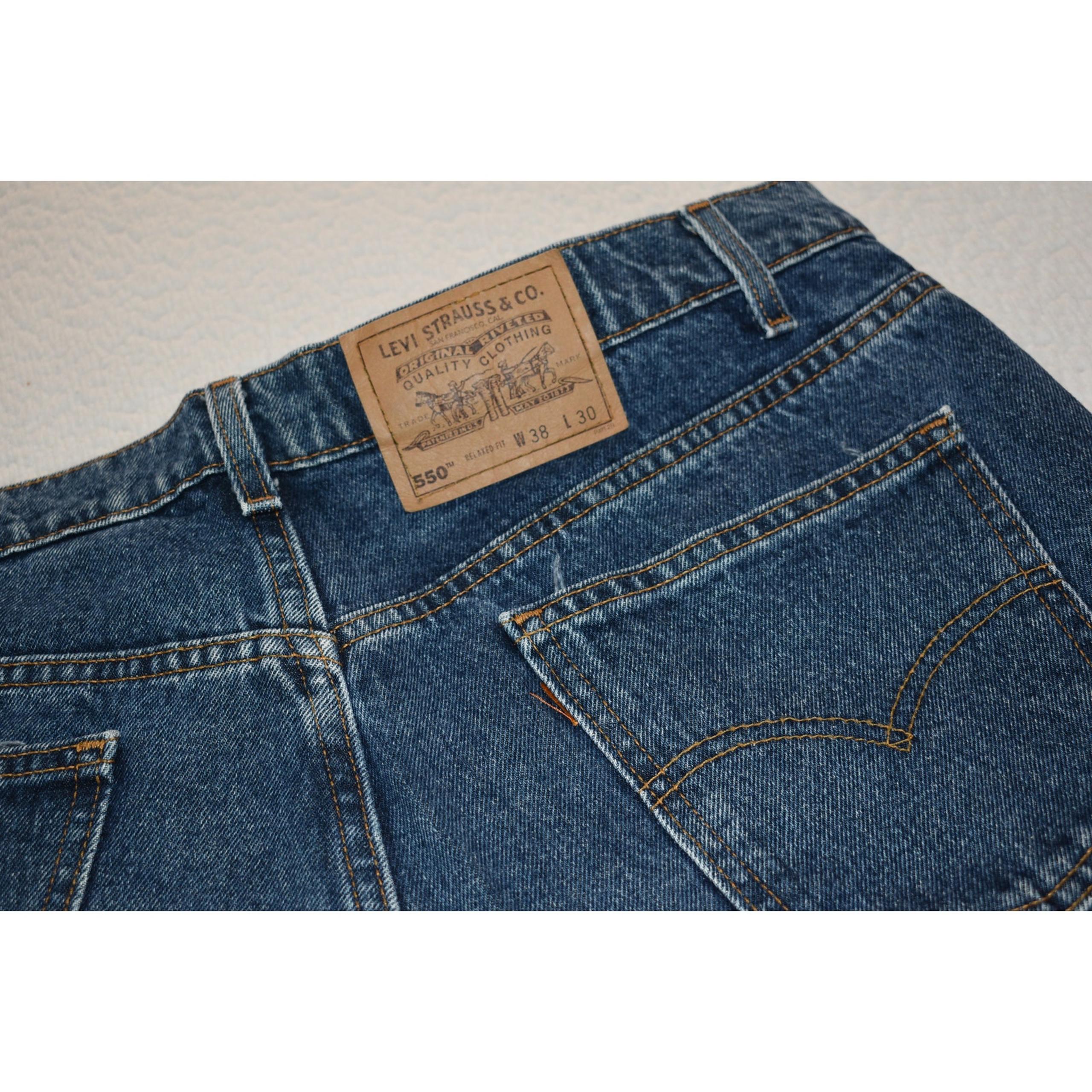 Vintage Levis 550 Jeans Mens Size 38 x 30 Relaxed Blue Cotton Denim MADE In USA