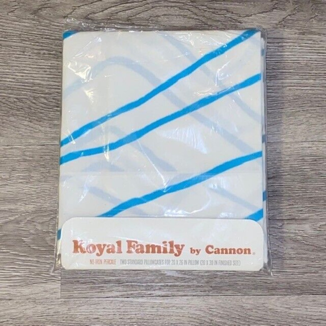 Vintage 70s Cannon Royal Family Fjords Turquoise Two Standard Pillowcases NOS