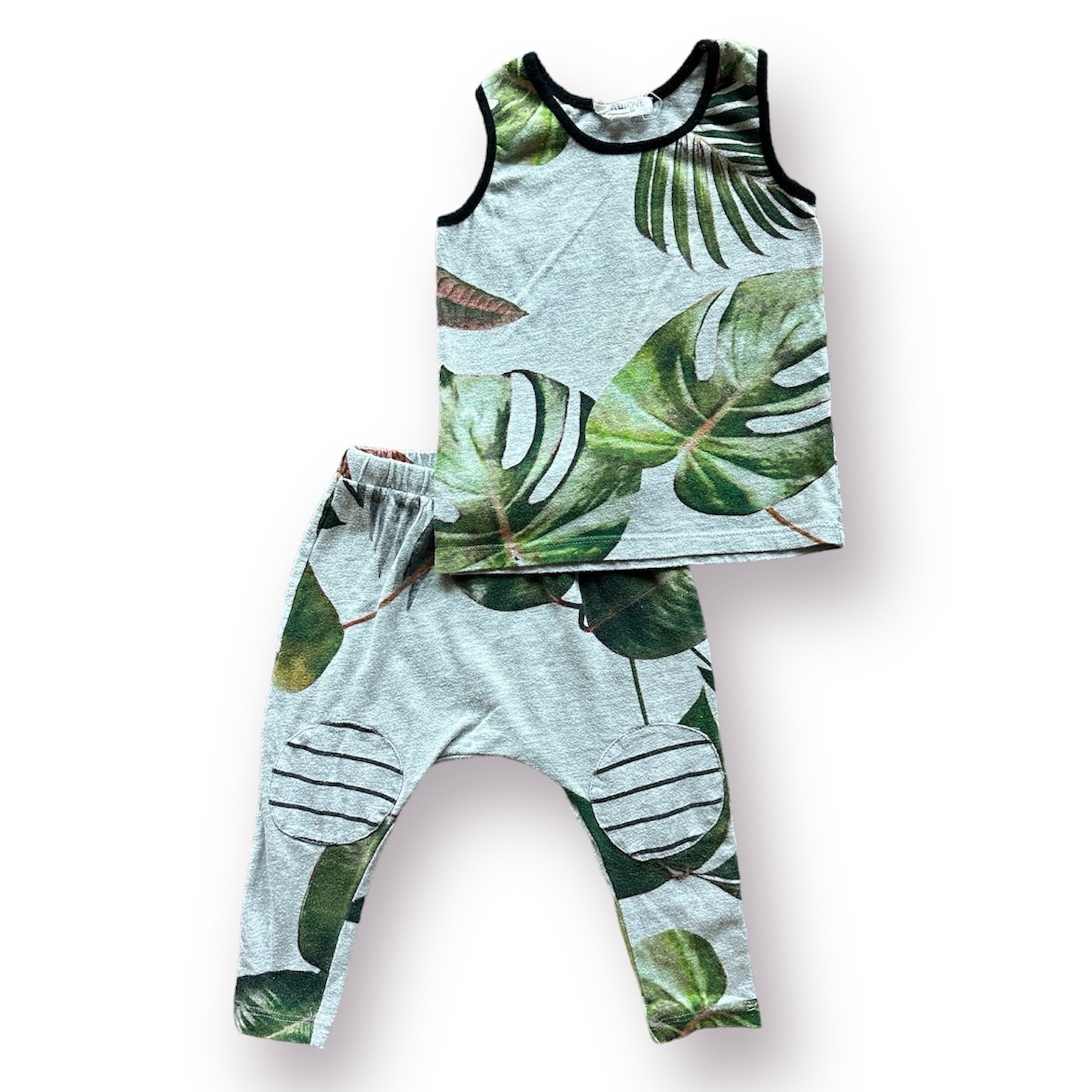 Joah Love palm outfit
