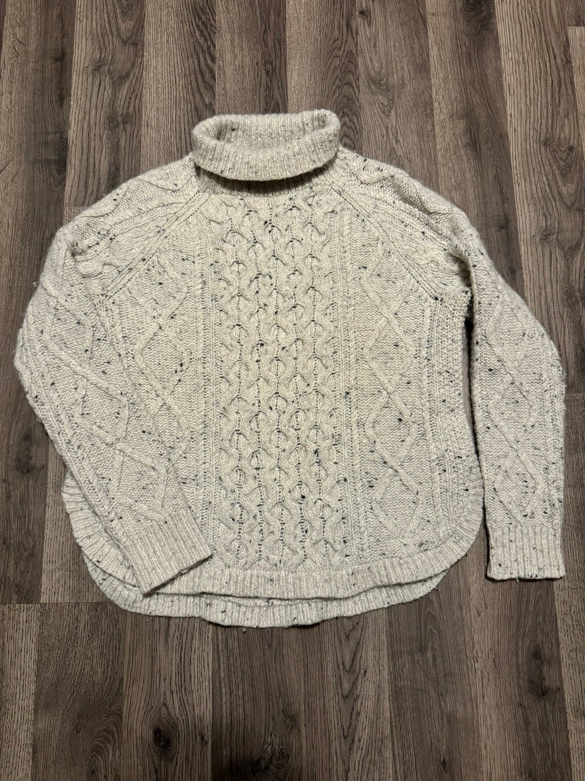 Madewell wool chunky cableknit turtleneck size medium