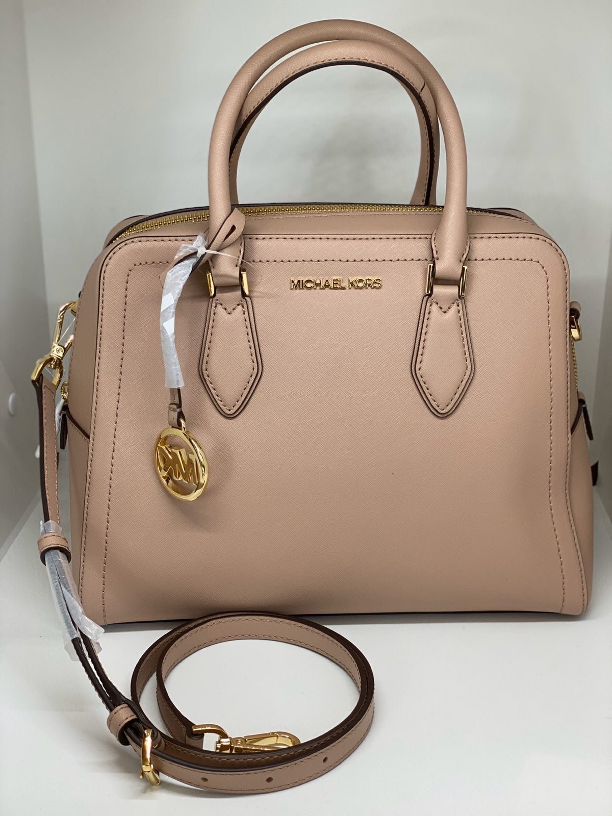 MICHAEL KORS LG DOME SATCHEL LEATHER BAG