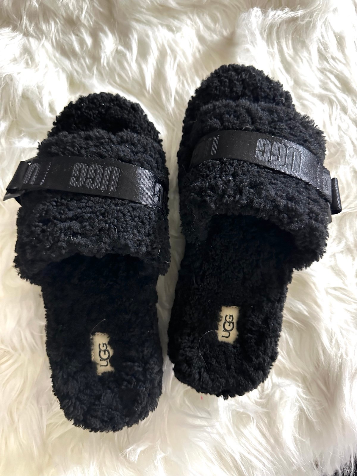 UGGs fur slipper