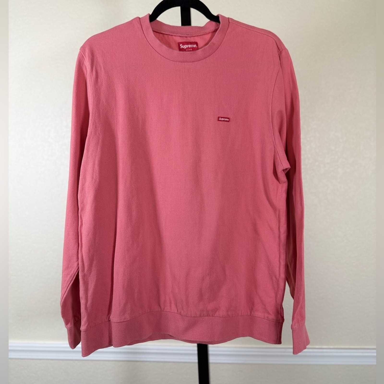 Supreme Pink Coral Crewneck Sweatshirt Small Box Logo Menswear Urban Hype Casual