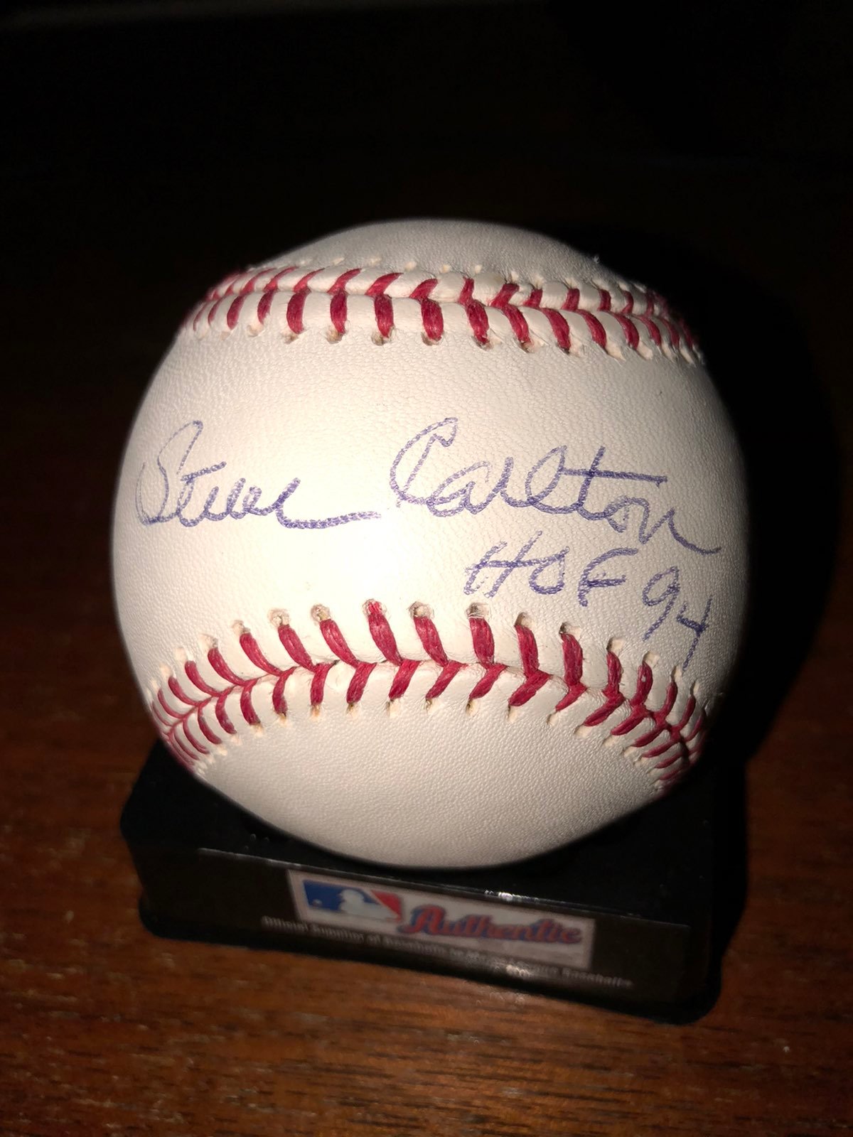 STEVE CARLTON SIGNED RAWLINGS OFFICIAL M