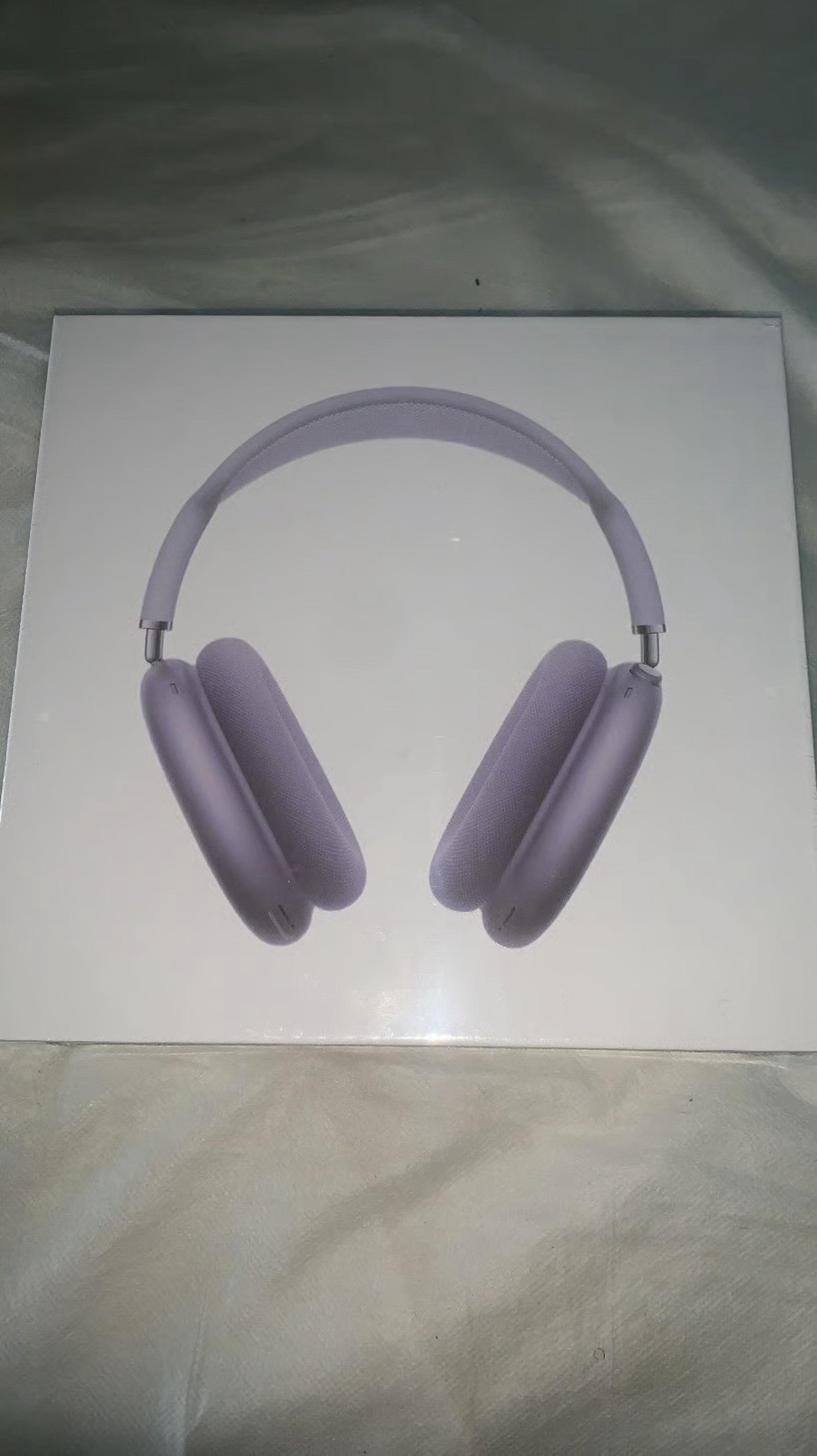 AirPods Max