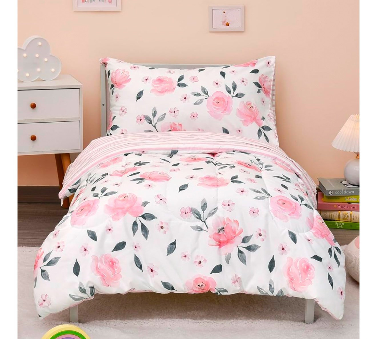 Toddler bed comforter