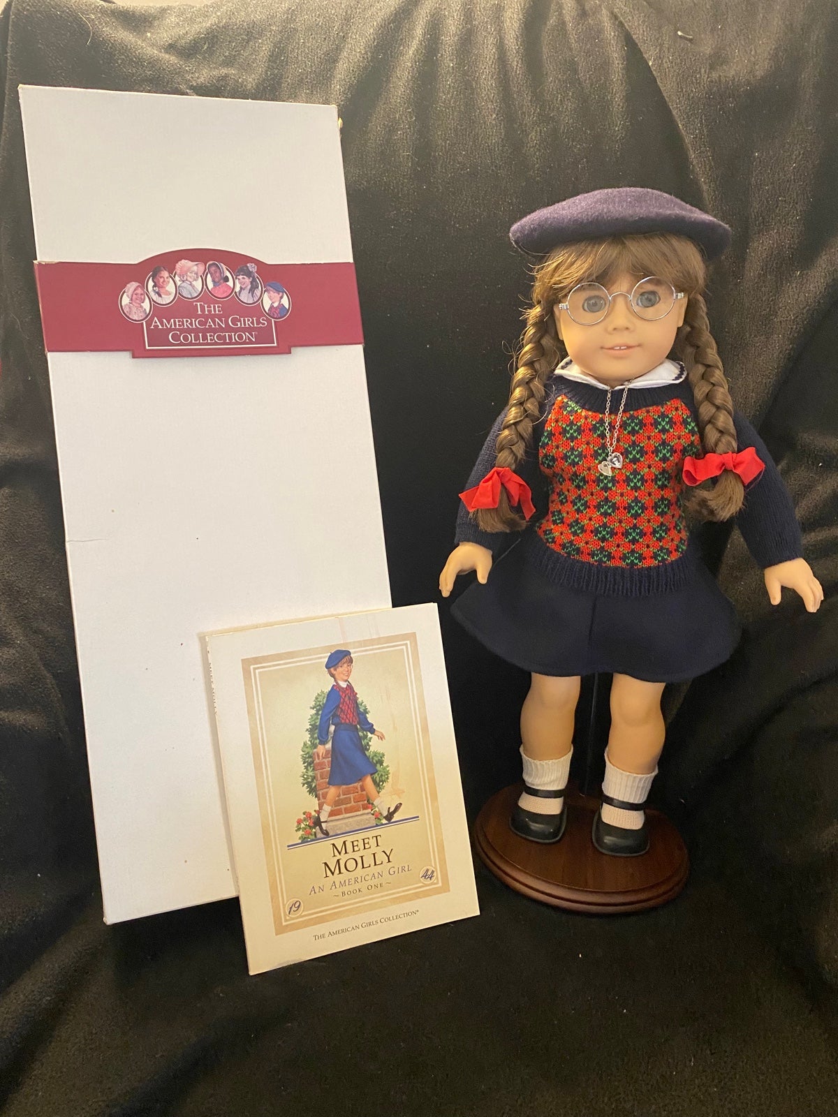 Vintage American Girl Doll Molly (Retired) doll and accessory LOT