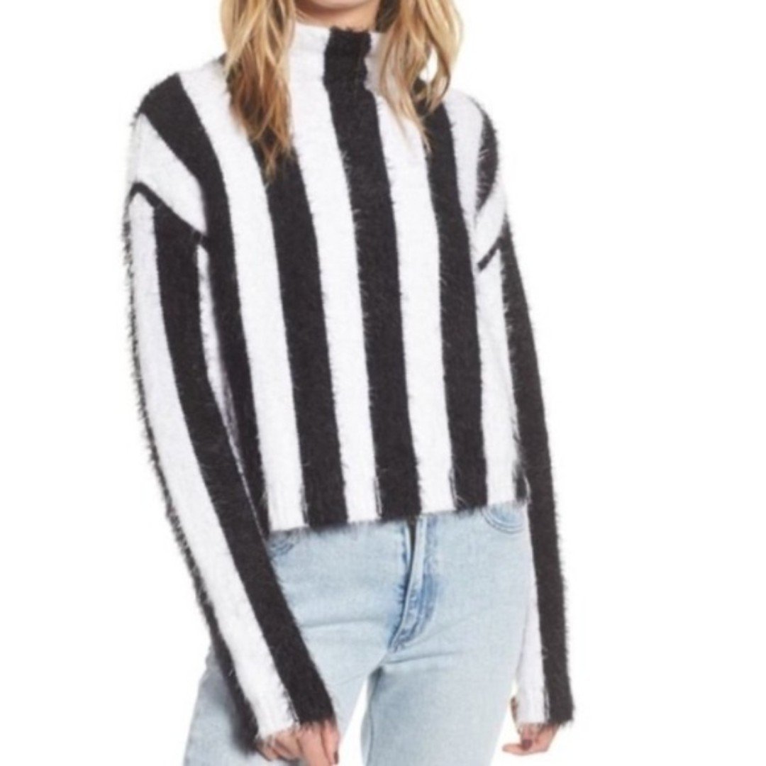 Blank NYC Black & White Striped Long Sleeve Funnel Neck Cozy Fuzzy Sweater M
