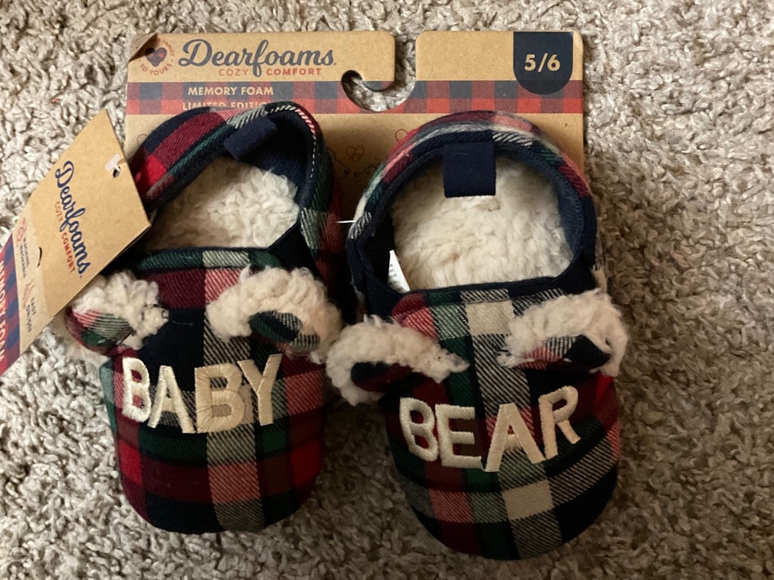 Lil bear slippers 5/6 new dearforms