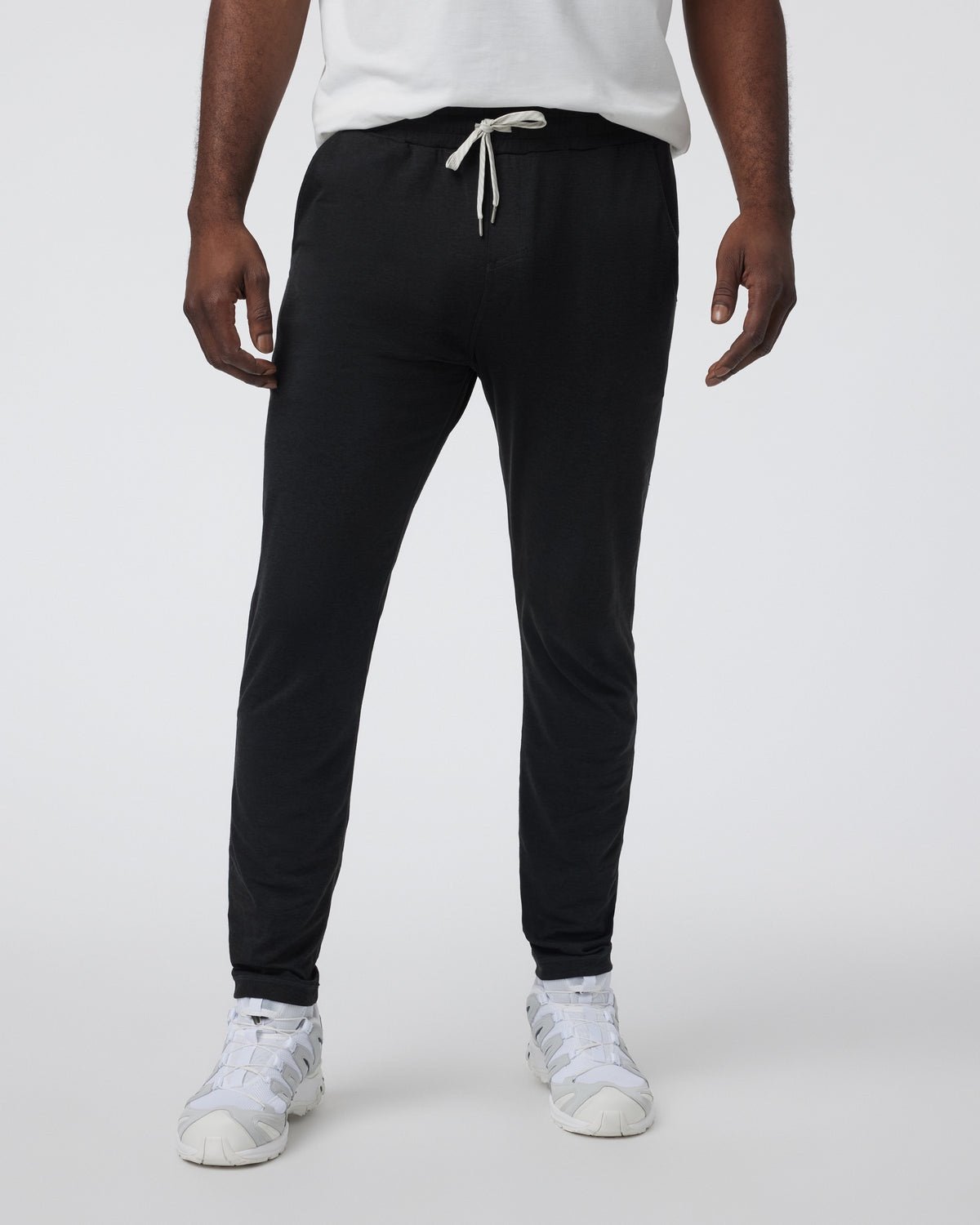 Vuori Men’s Ponto Performance Pant in Black Heather Size Small EUC